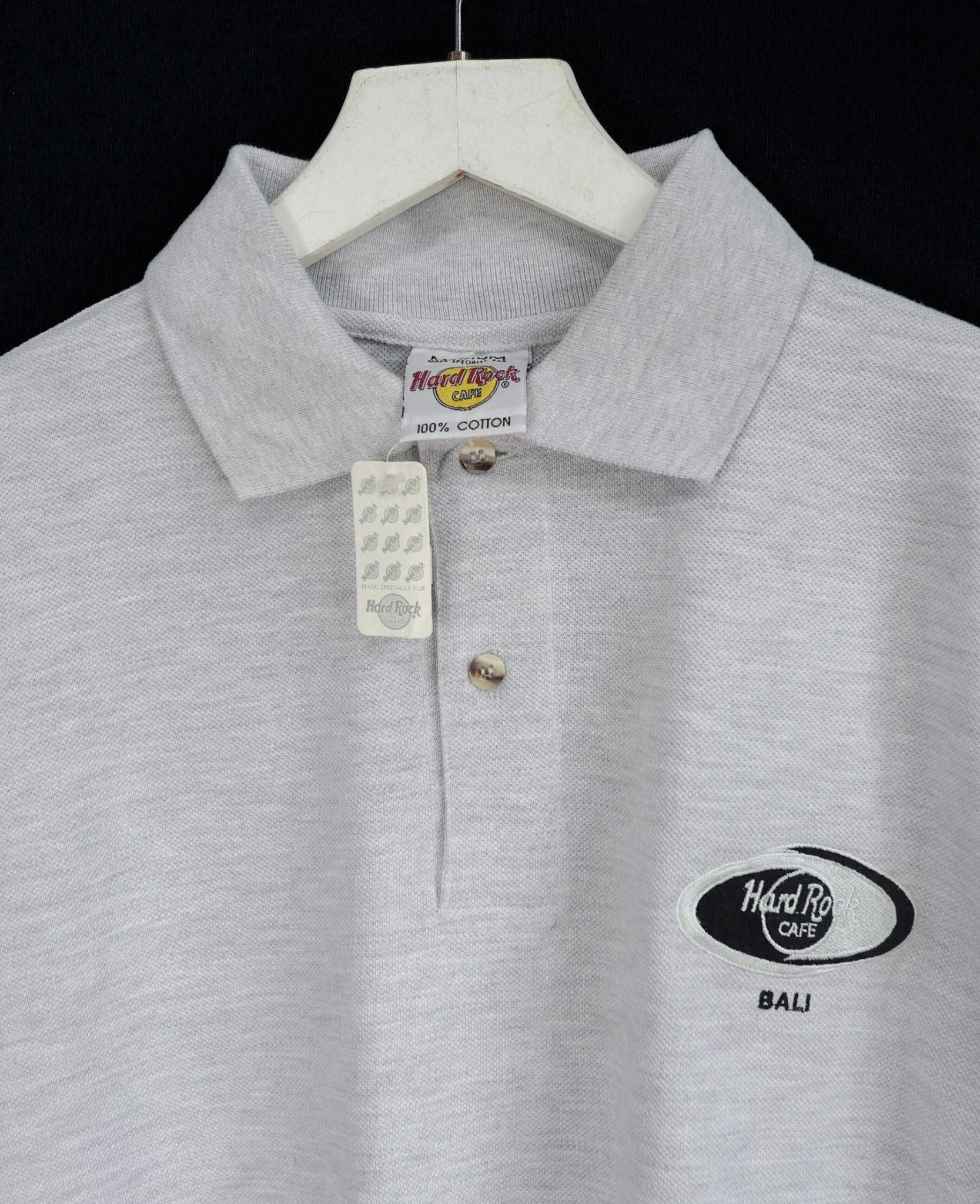 10.10.23 - VTG POLO SHIRT - HARD ROCK CAFE