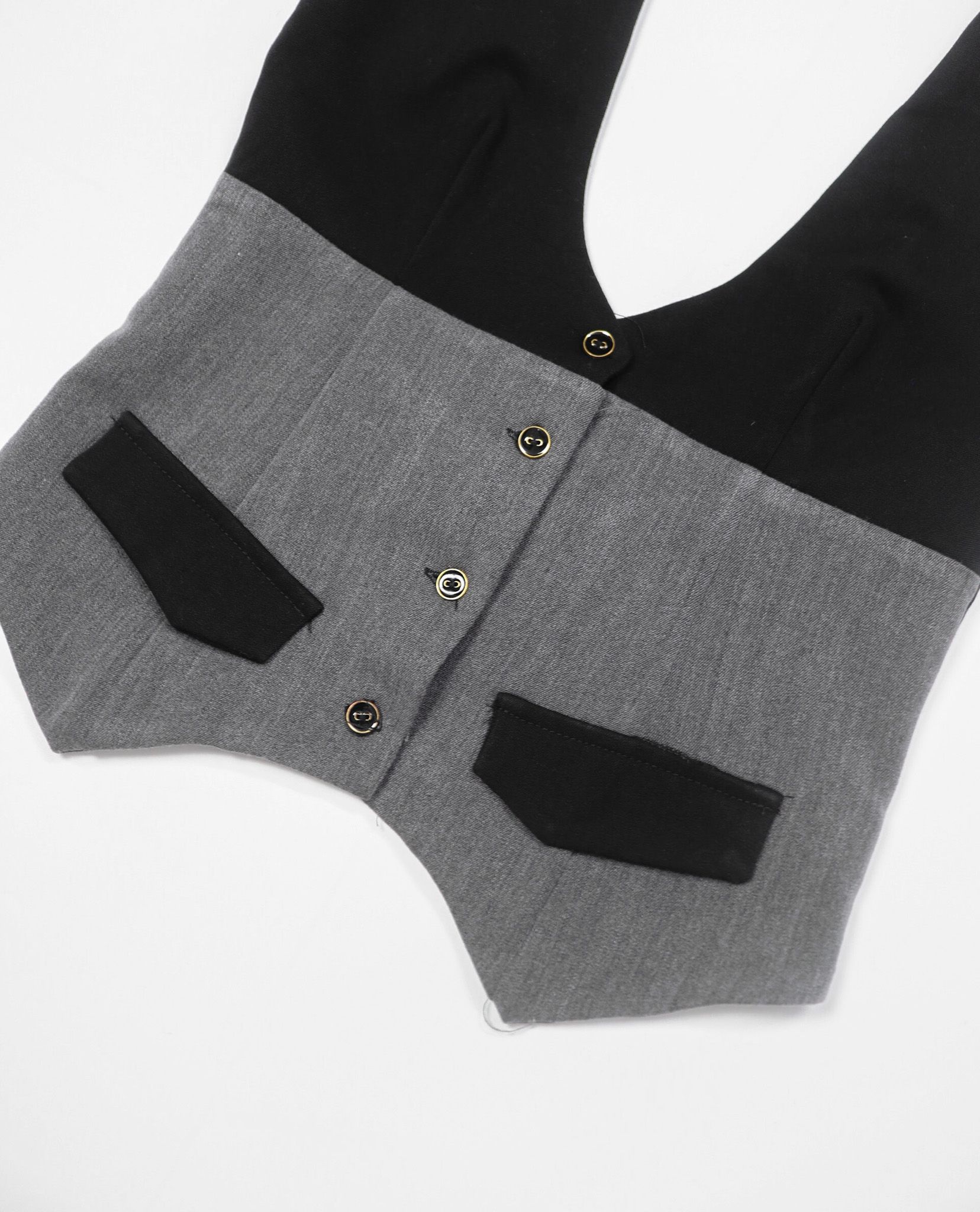 02.28.23 - VTG CUT-OUT WAISTCOAT JACKET