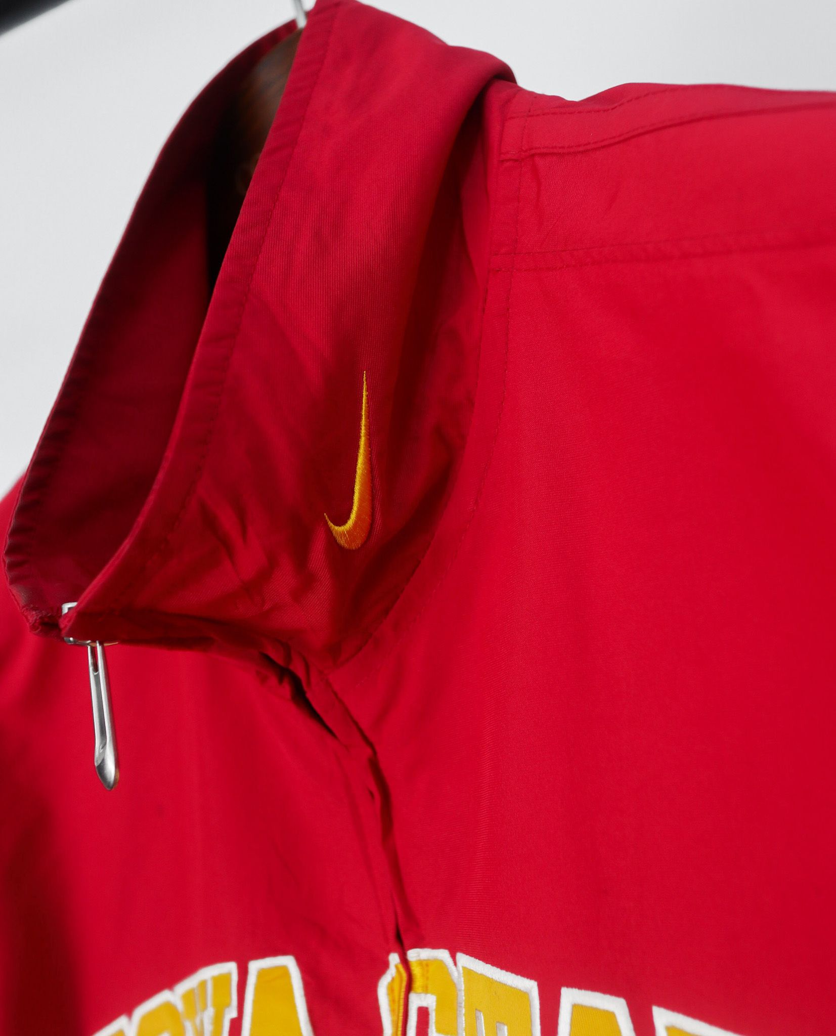 05.28.23 - VTG WINDBREAKER JACKET - NIKE TEAM