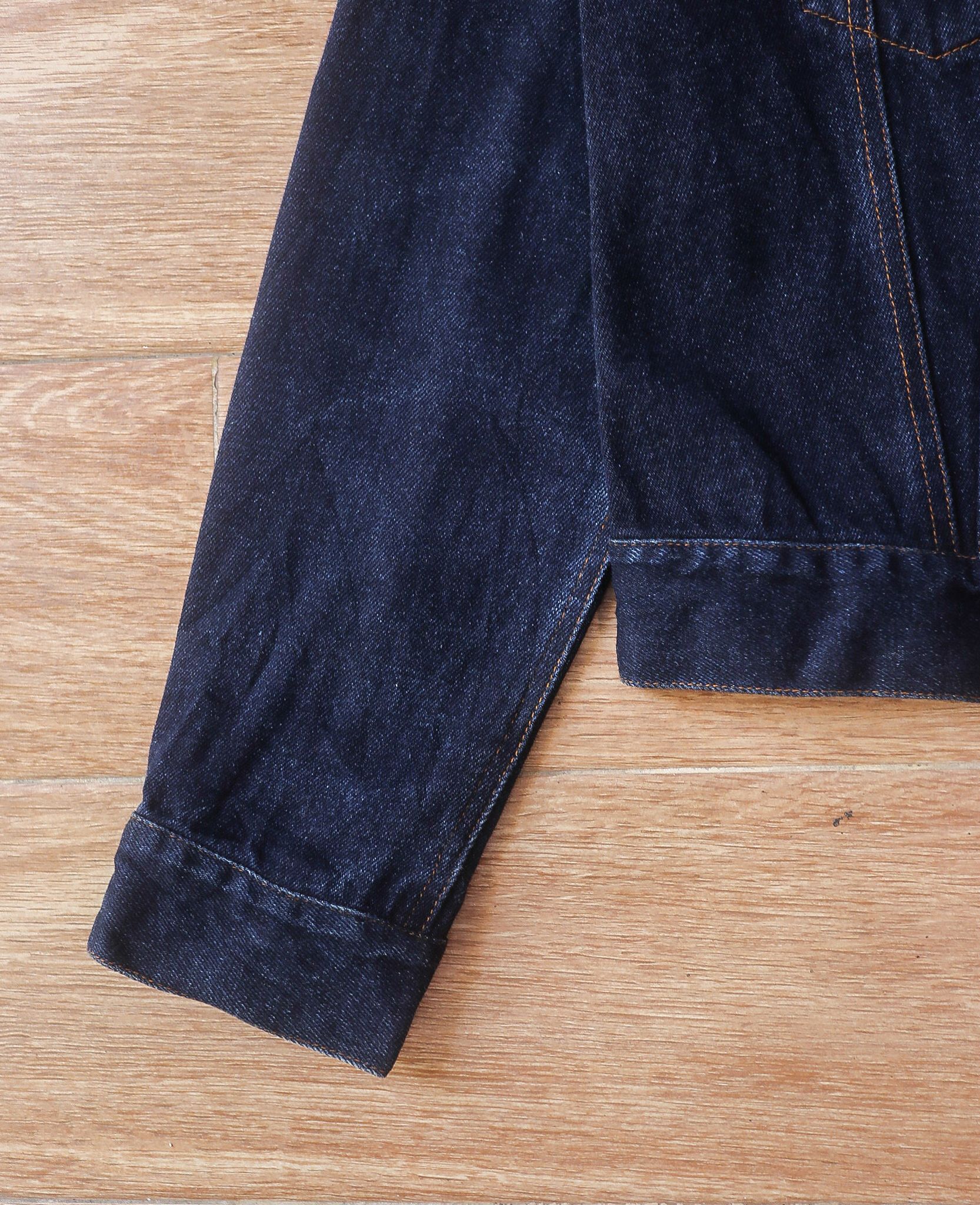 06.02.24 - VTG CROPPED DENIM TRUCKER JACKET - JOHN JELLO