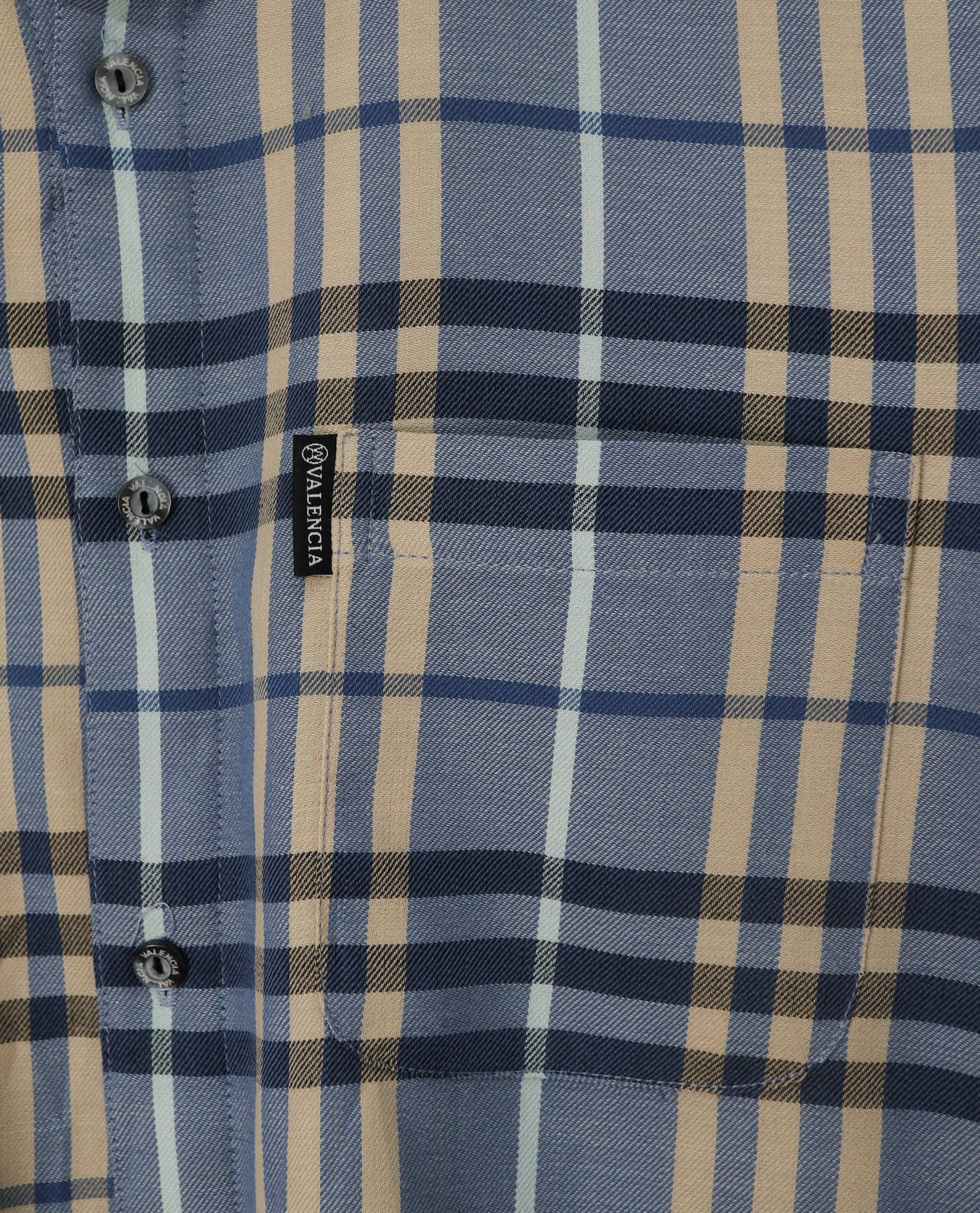 03.02.23 - VTG BUTTON UP SHIRT - VALENCIA