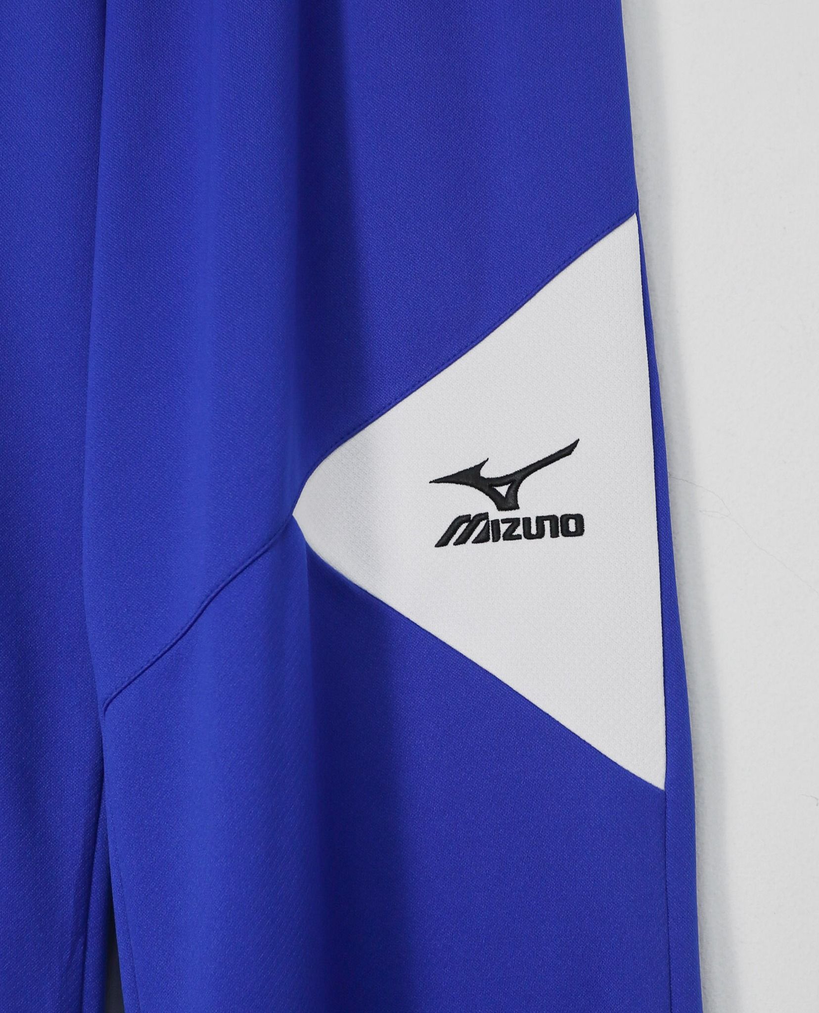 12.02.22 - VTG TRACKSUIT - MIZUNO