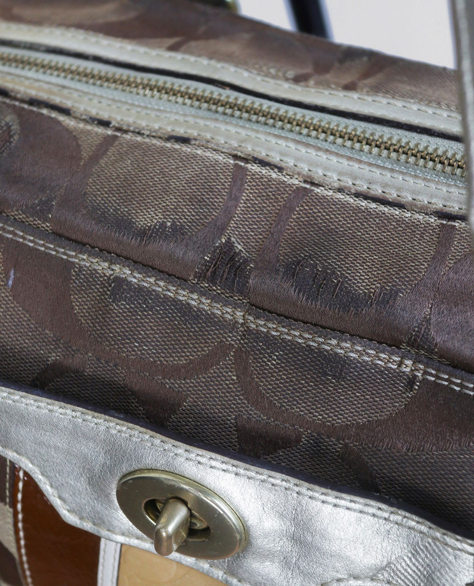 07.24.23 - VTG BAG - COACH