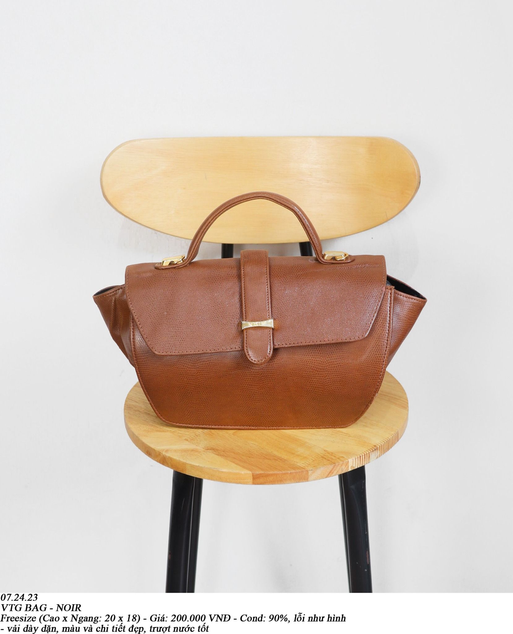 07.24.23 - VTG BAG - NOIR
