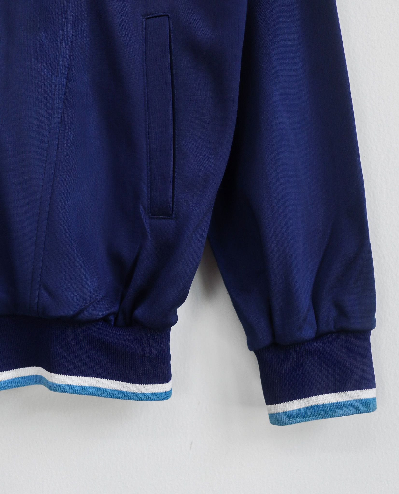 05.15.23 - VTG TRACK JACKET - ASICS TIGER
