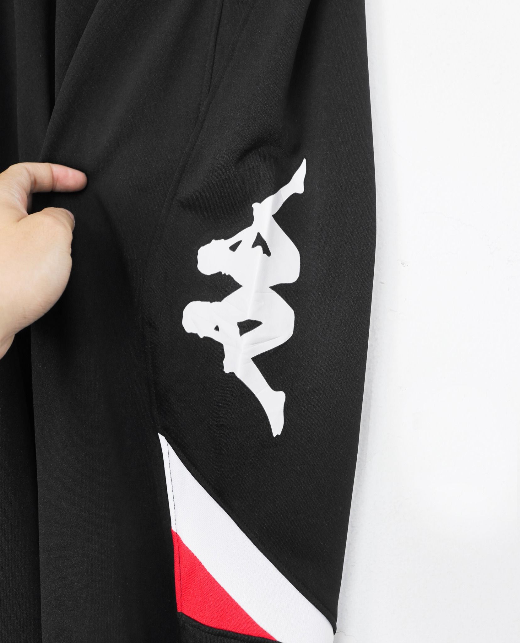 12.02.22 - VTG TRACKSUIT - KAPPA