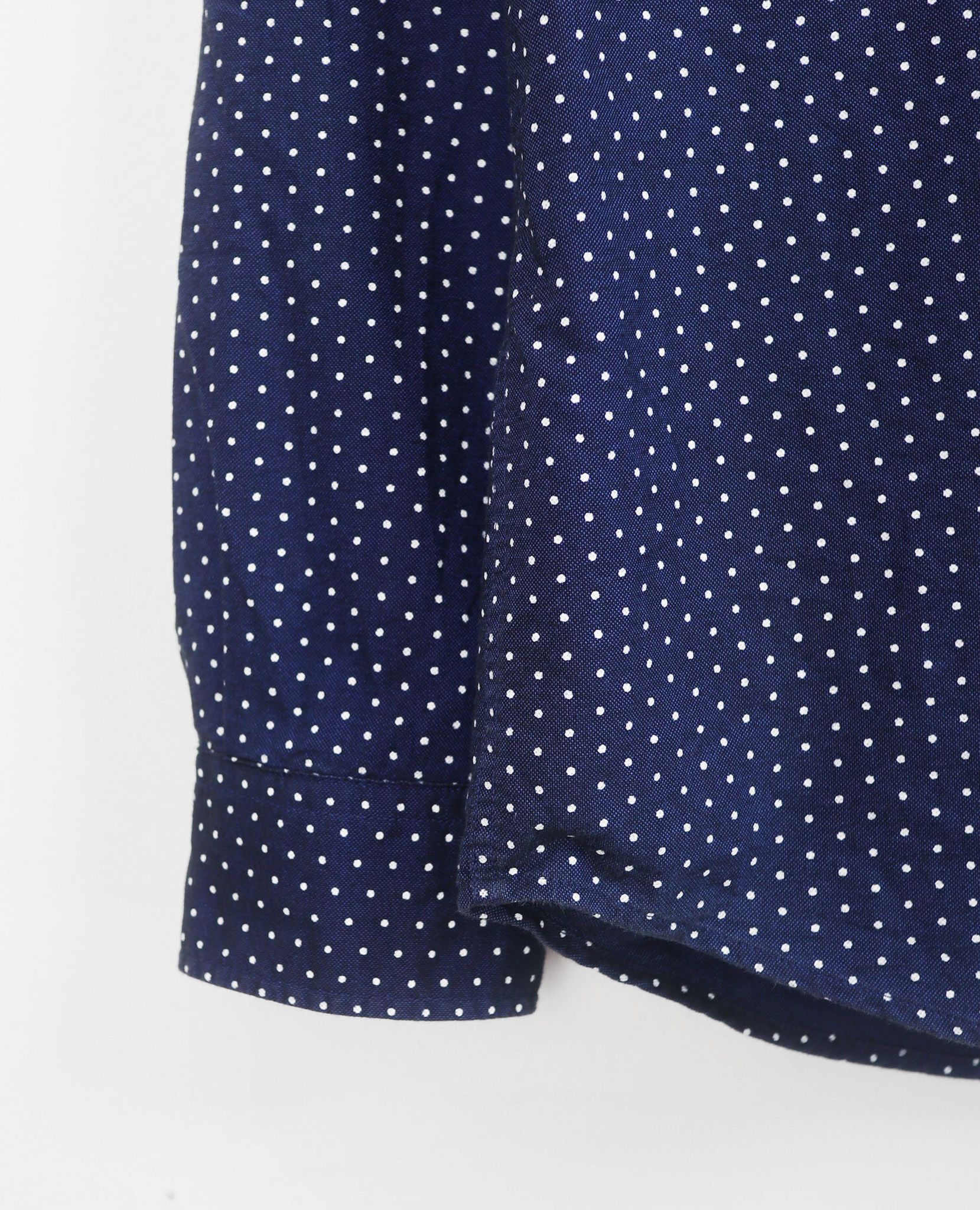 08.03.23 - VTG BUTTON UP SHIRT - TOPTEN