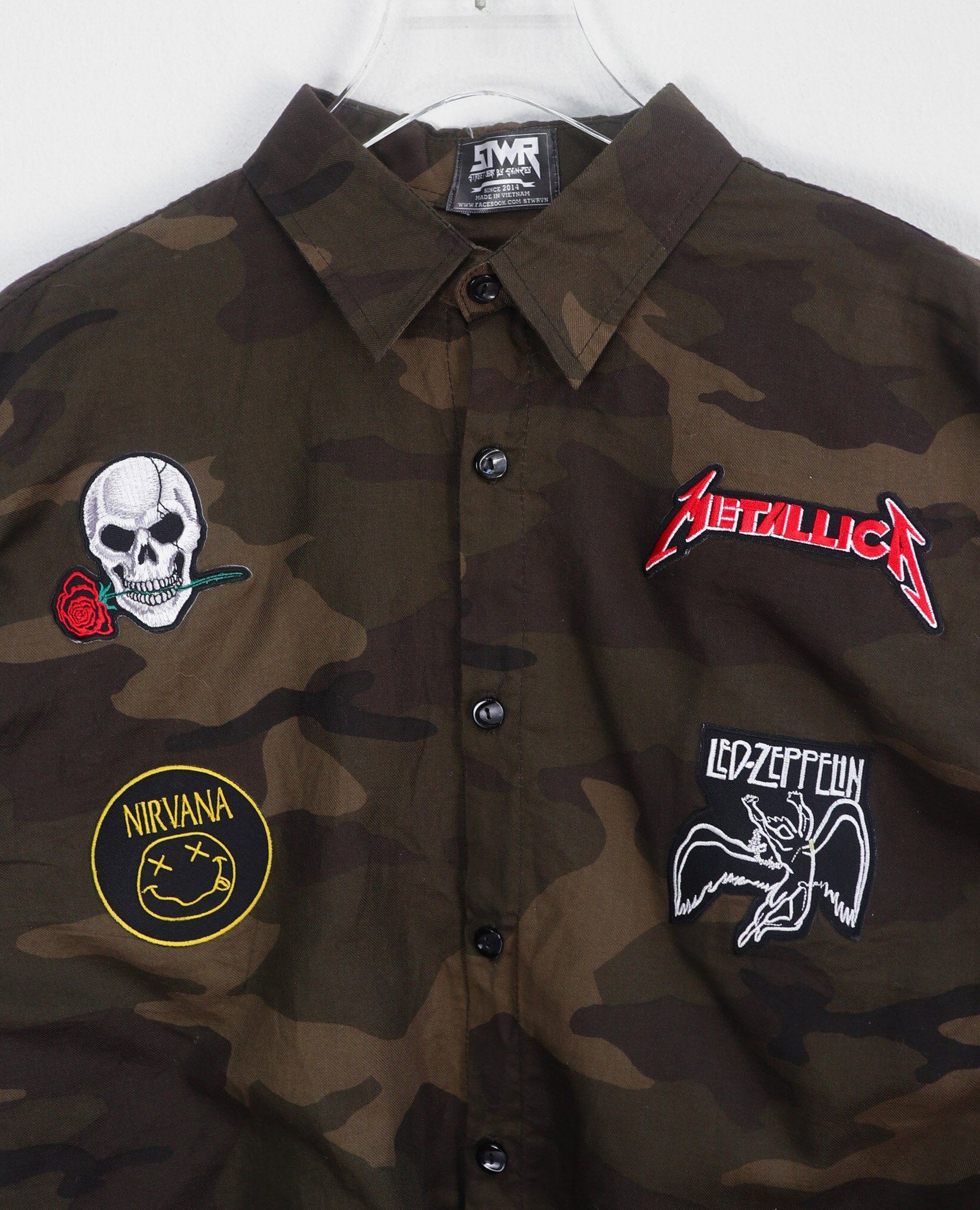 08.03.23 - VTG BUTTON UP SHIRT - STWR