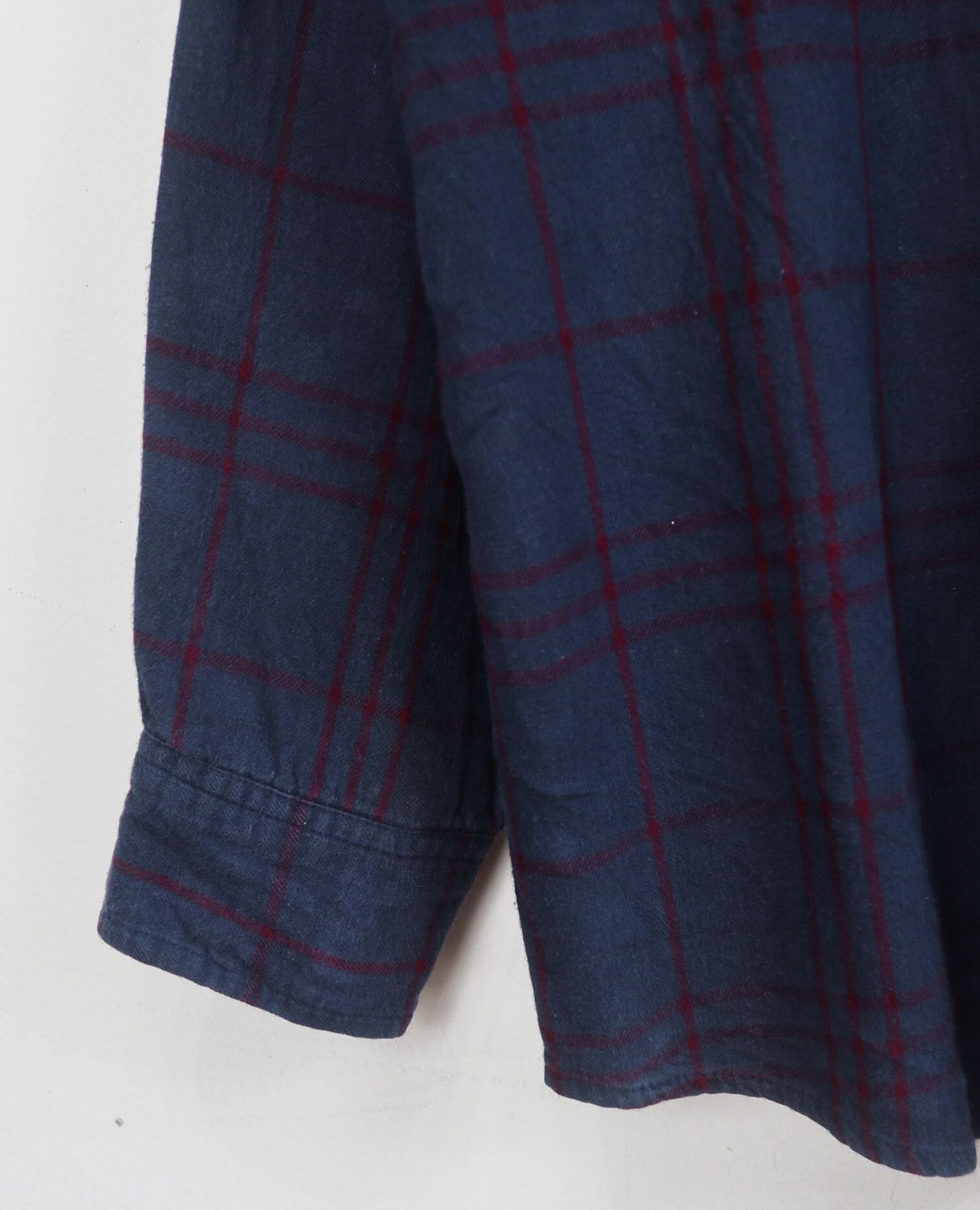 08.03.23 - VTG FLANNEL BUTTON UP SHIRT - DAVID TAYLOR