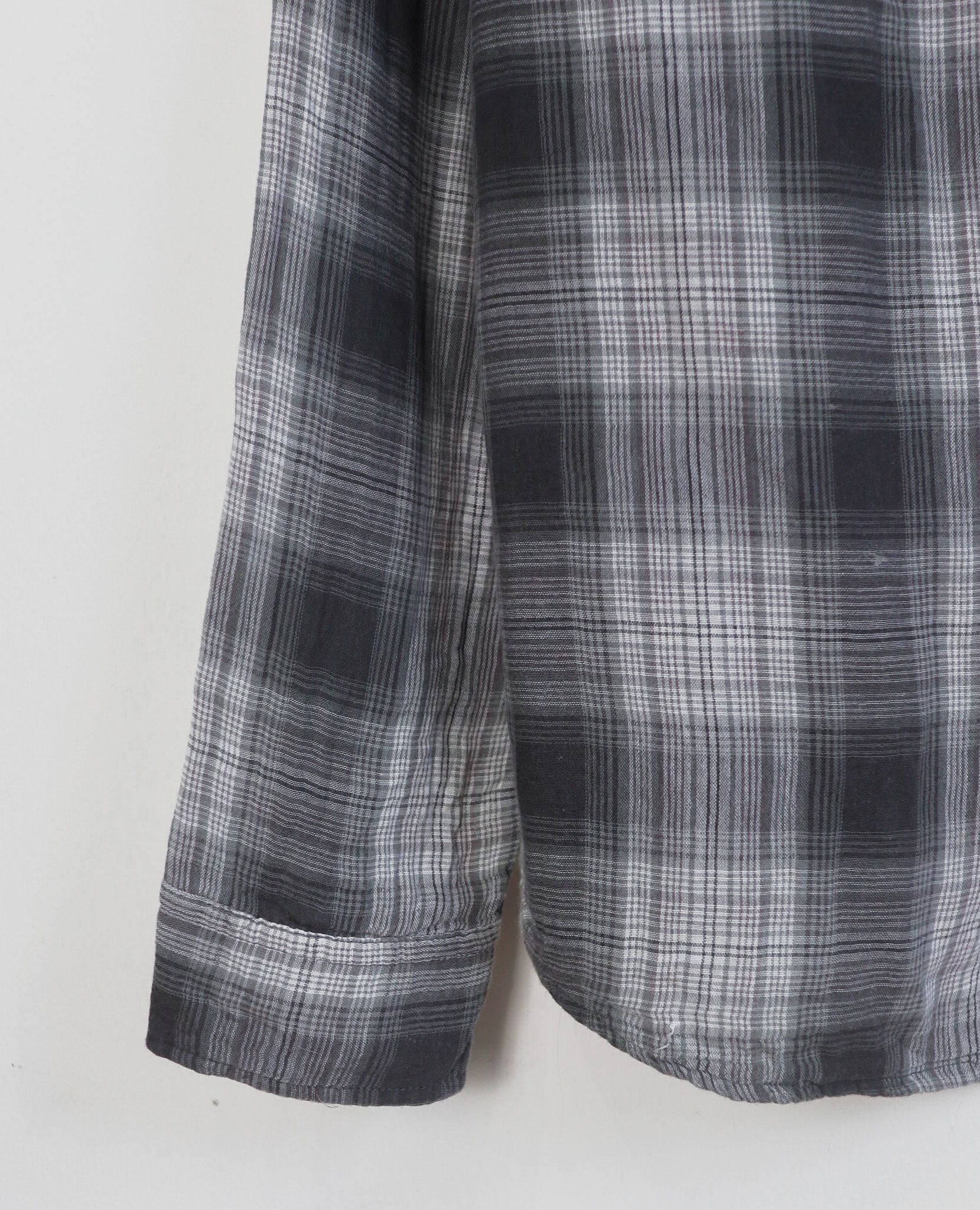 08.03.23 - VTG FLANNEL BUTTON UP SHIRT - CONVERSE