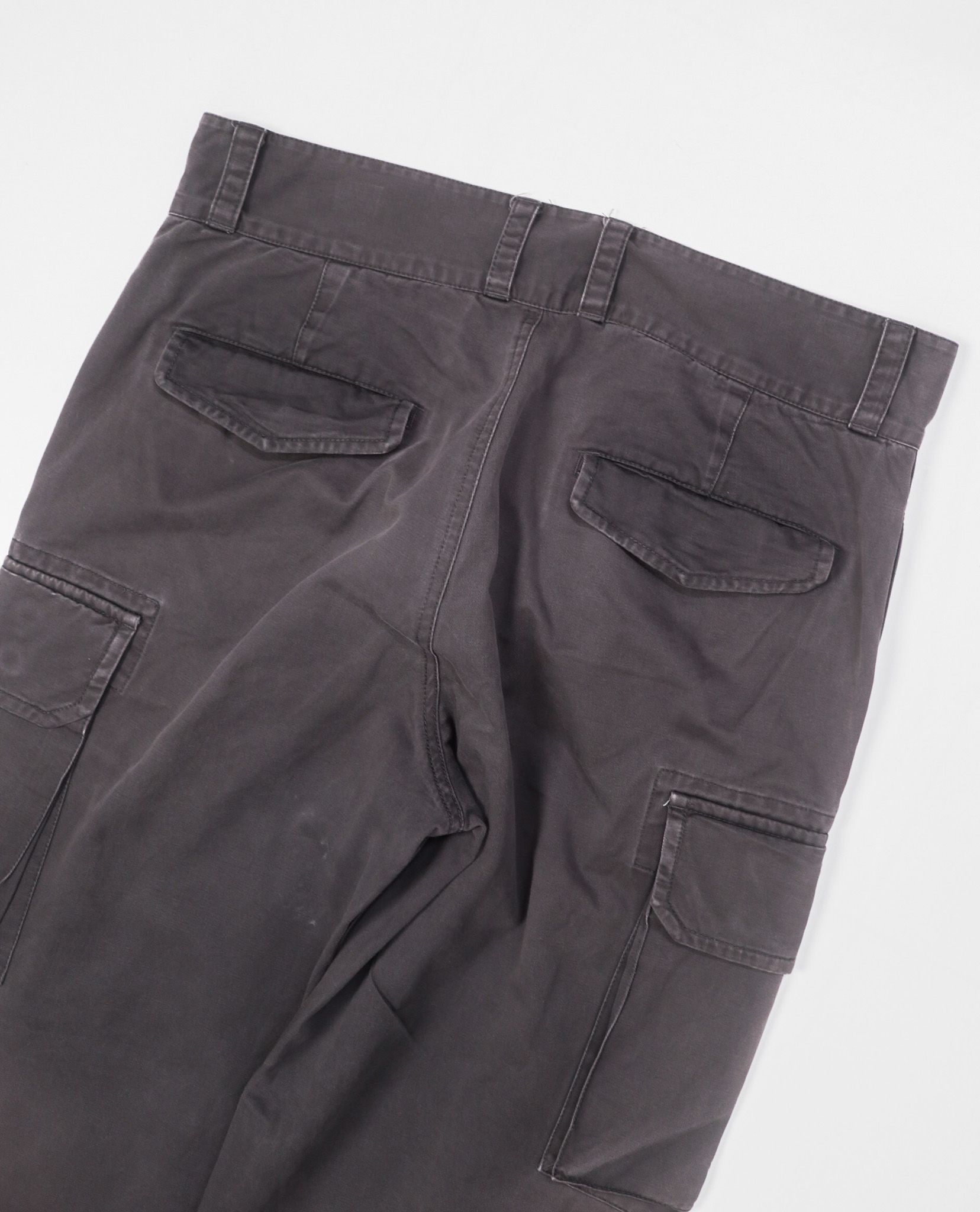 03.01.23 - VTG WASHED CARGO PANTS - DESSIN