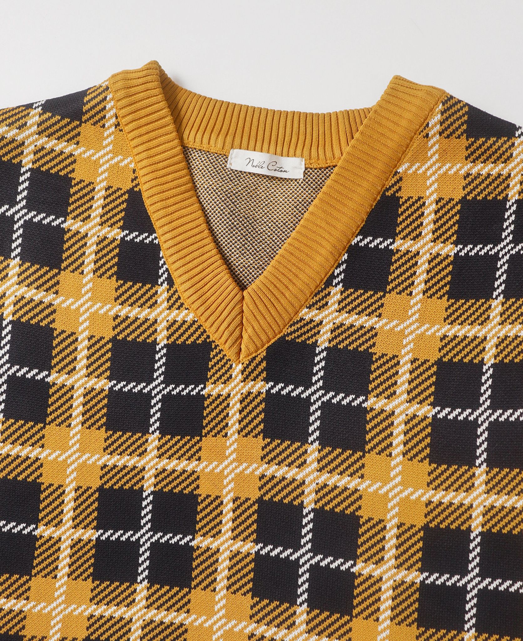 12.19.23 - VTG KNIT VEST - NOBLE COTTON