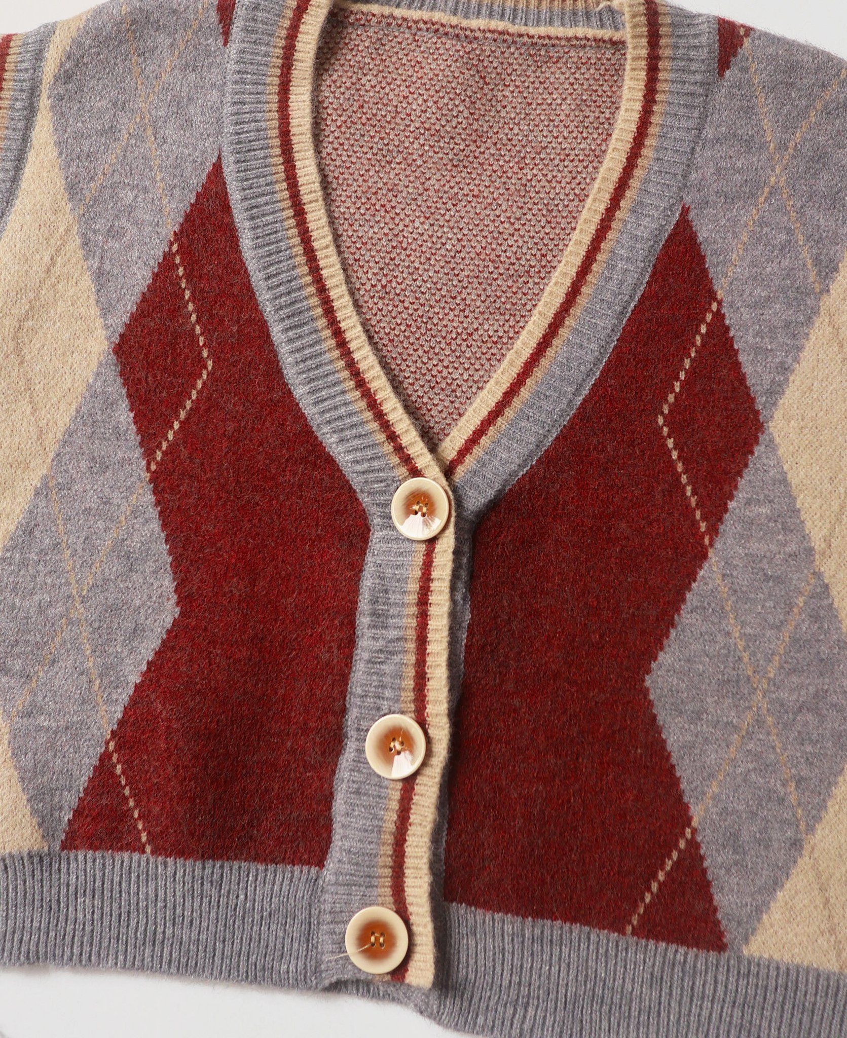 12.19.23 - VTG CROPPED KNIT VEST