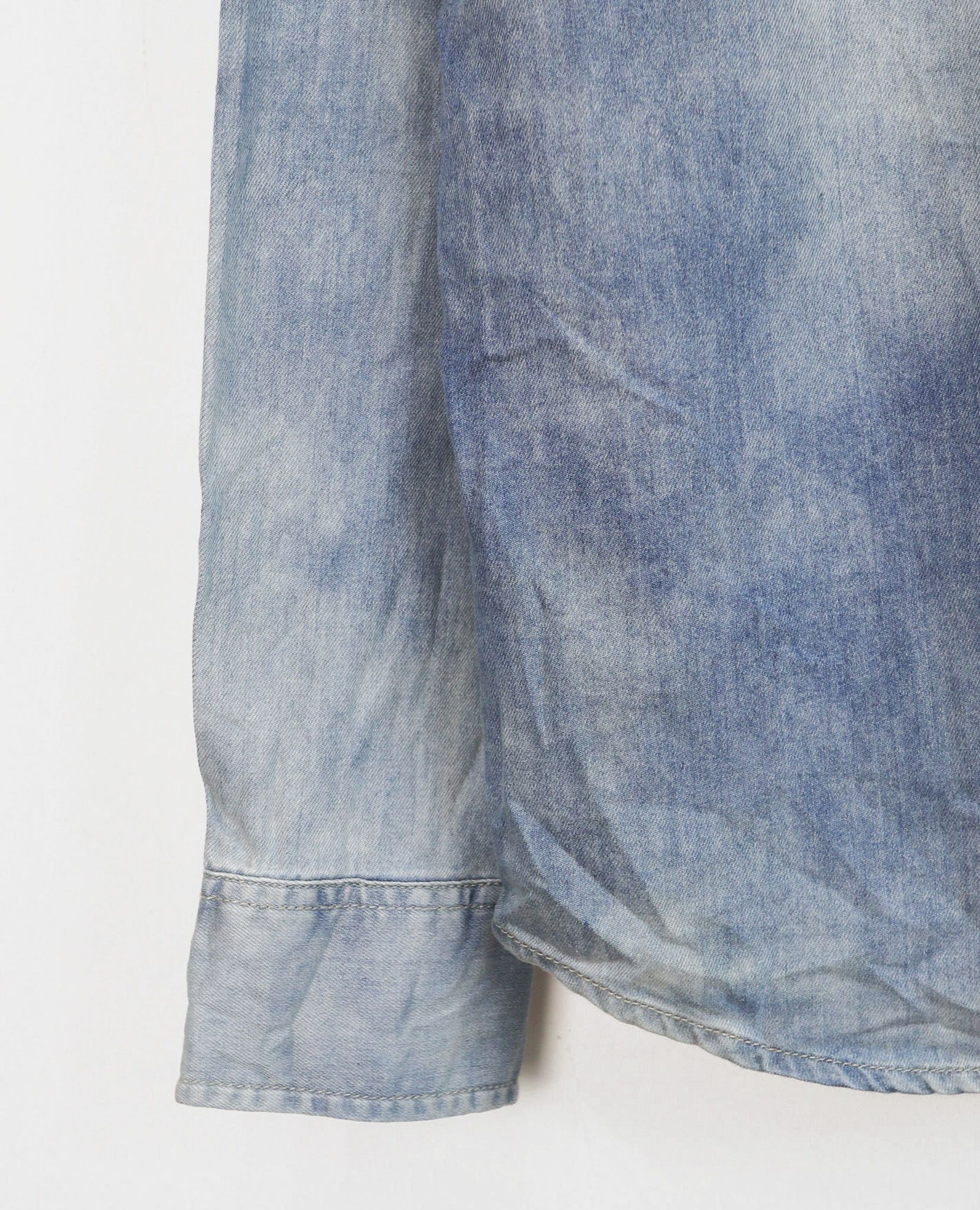 08.03.23 - VTG DENIM BUTTON UP SHIRT - GIORDANO