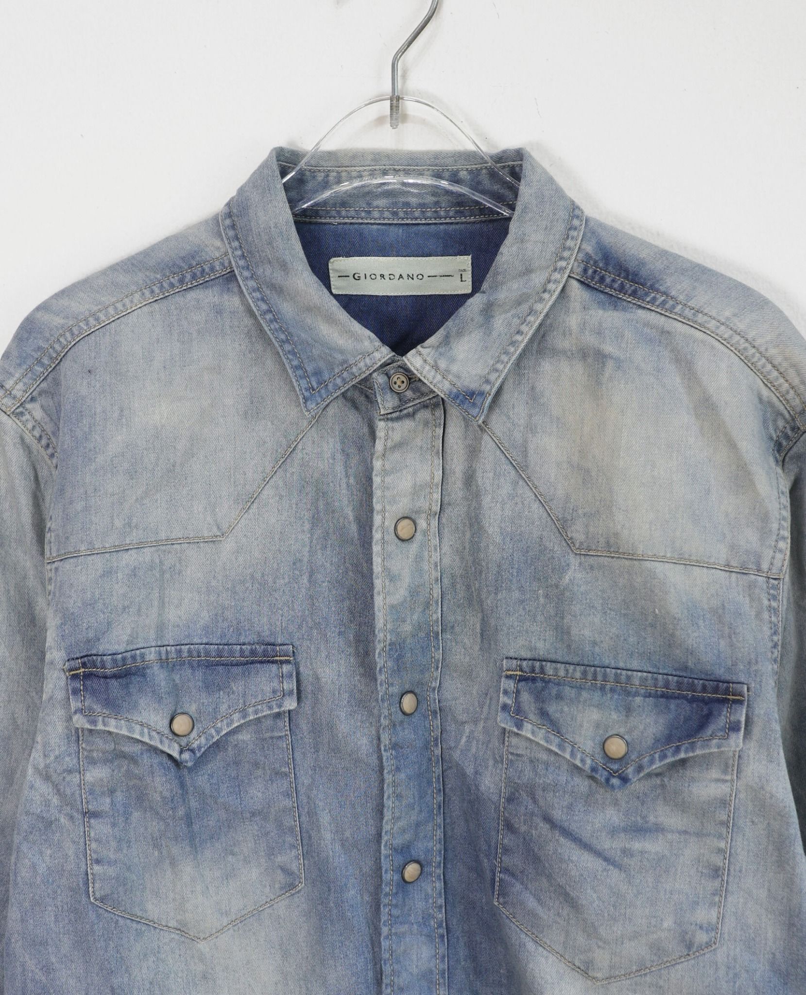 08.03.23 - VTG DENIM BUTTON UP SHIRT - GIORDANO