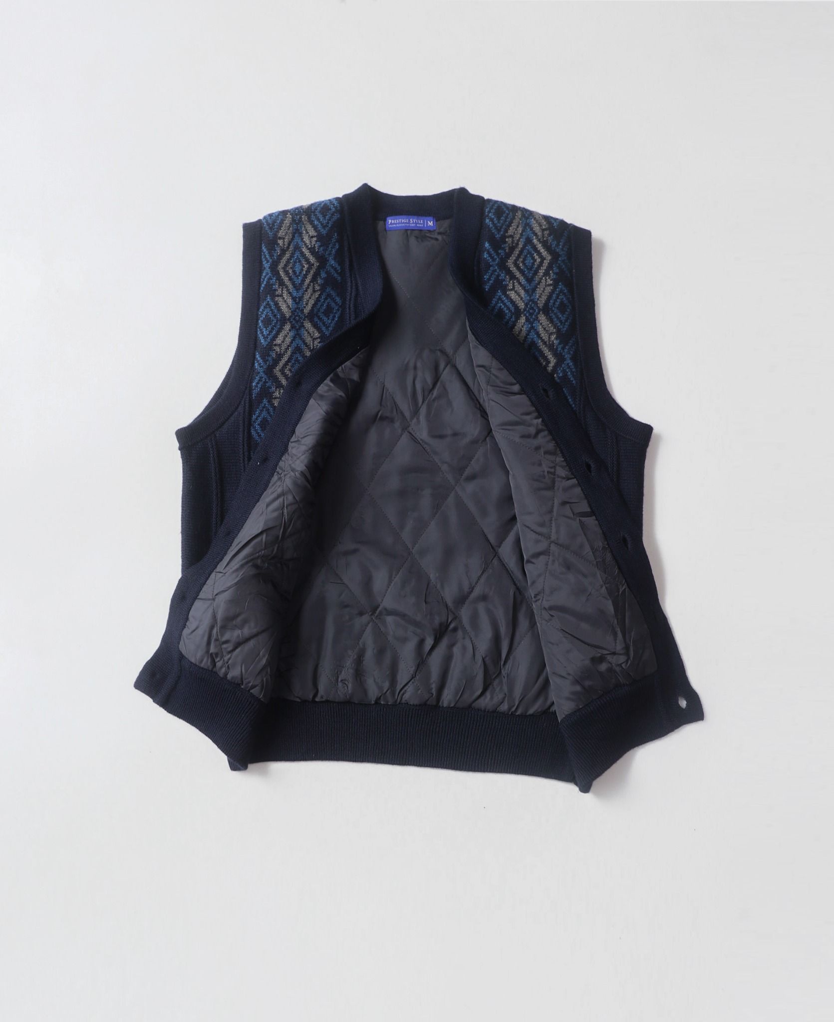 12.19.23 - VTG KNIT VEST - PRESTIGE STYLE