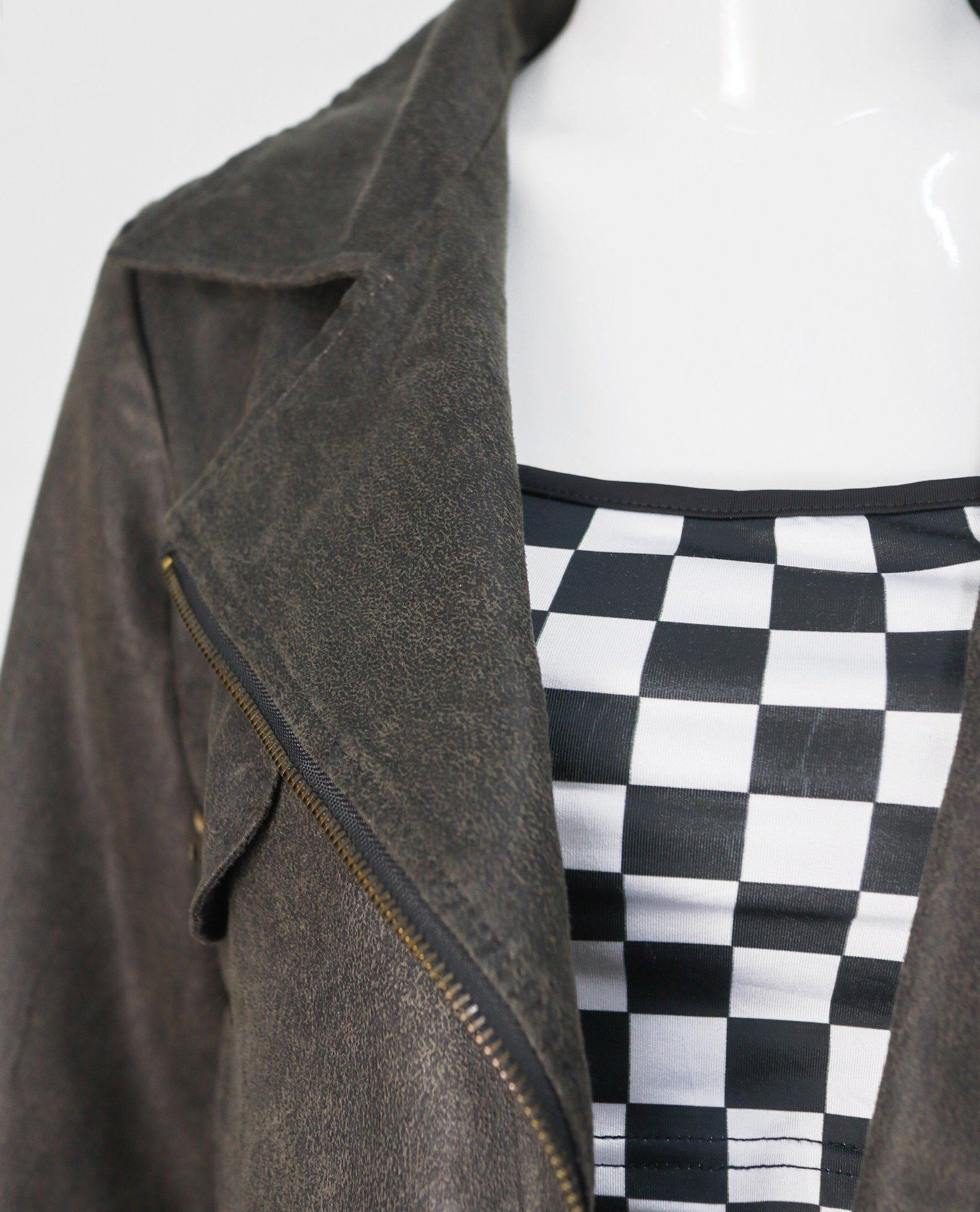 11.30.22 - VTG CROPPED WAXED BIKER JACKET - S-DEER