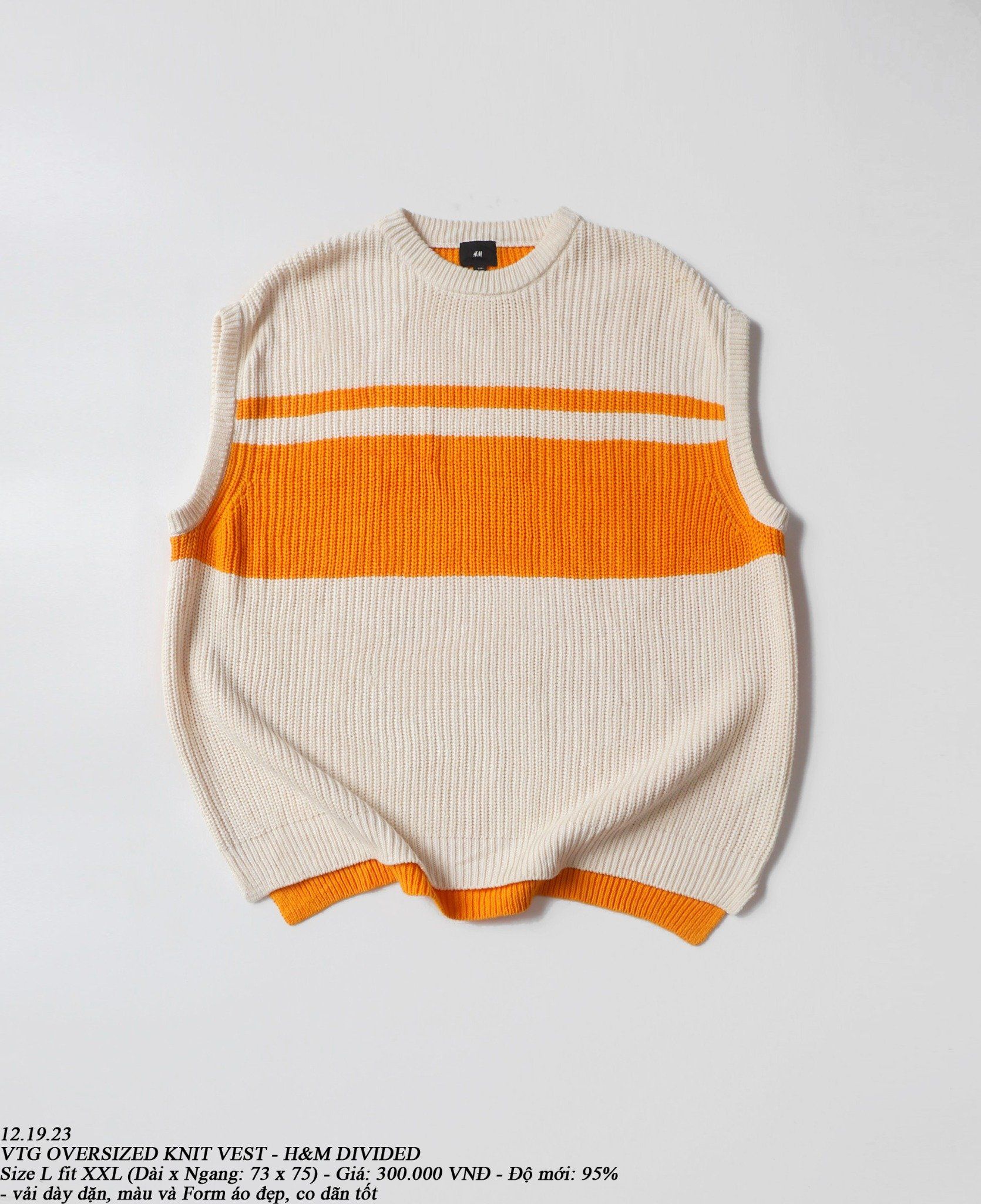 12.19.23 - VTG OVERSIZED KNIT VEST - H&M DIVIDED