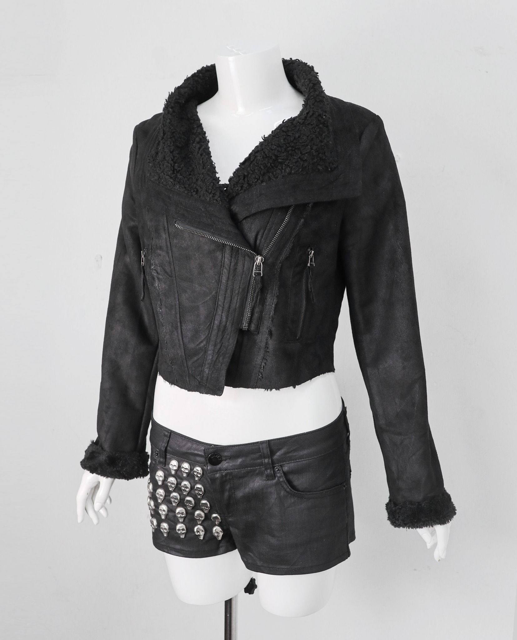 11.30.22 - VTG CROPPED WAXED JACKET - CLOVIS