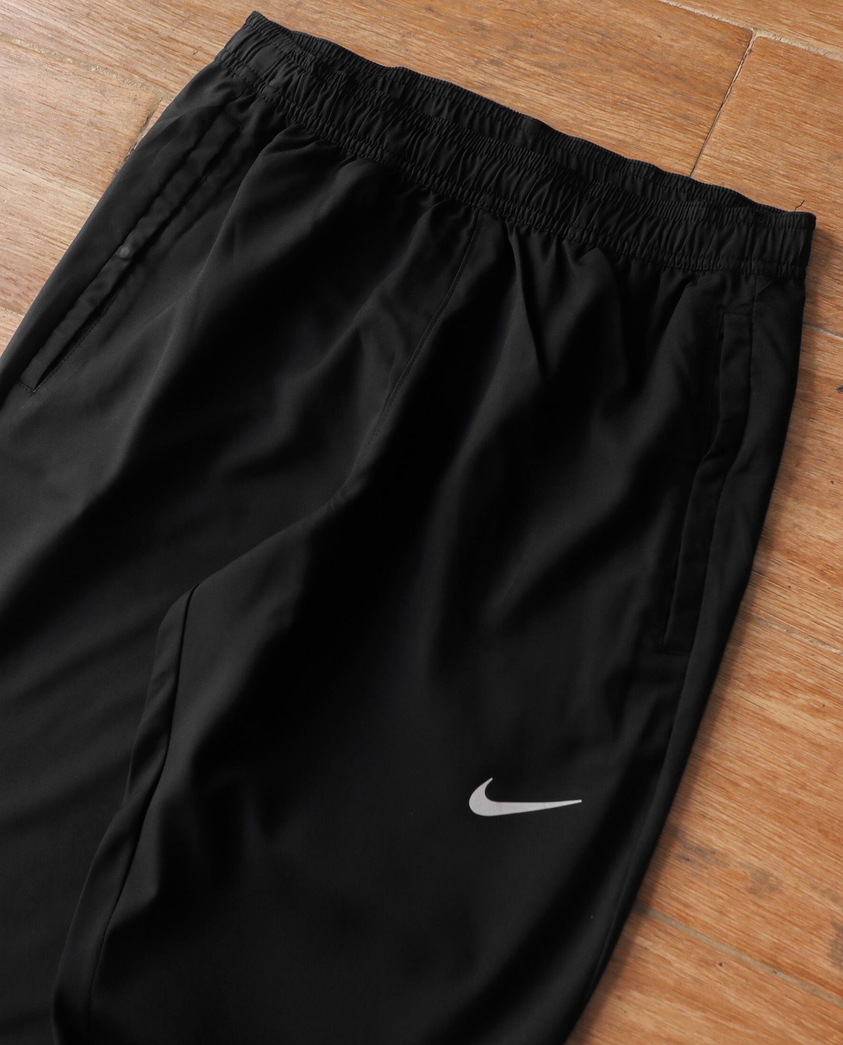 05.23.23 - VTG TRACK PANTS - NIKE RUNNING