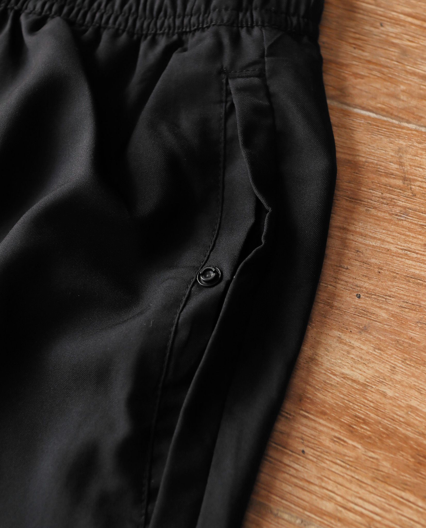 05.23.23 - VTG TRACK PANTS - NIKE RUNNING