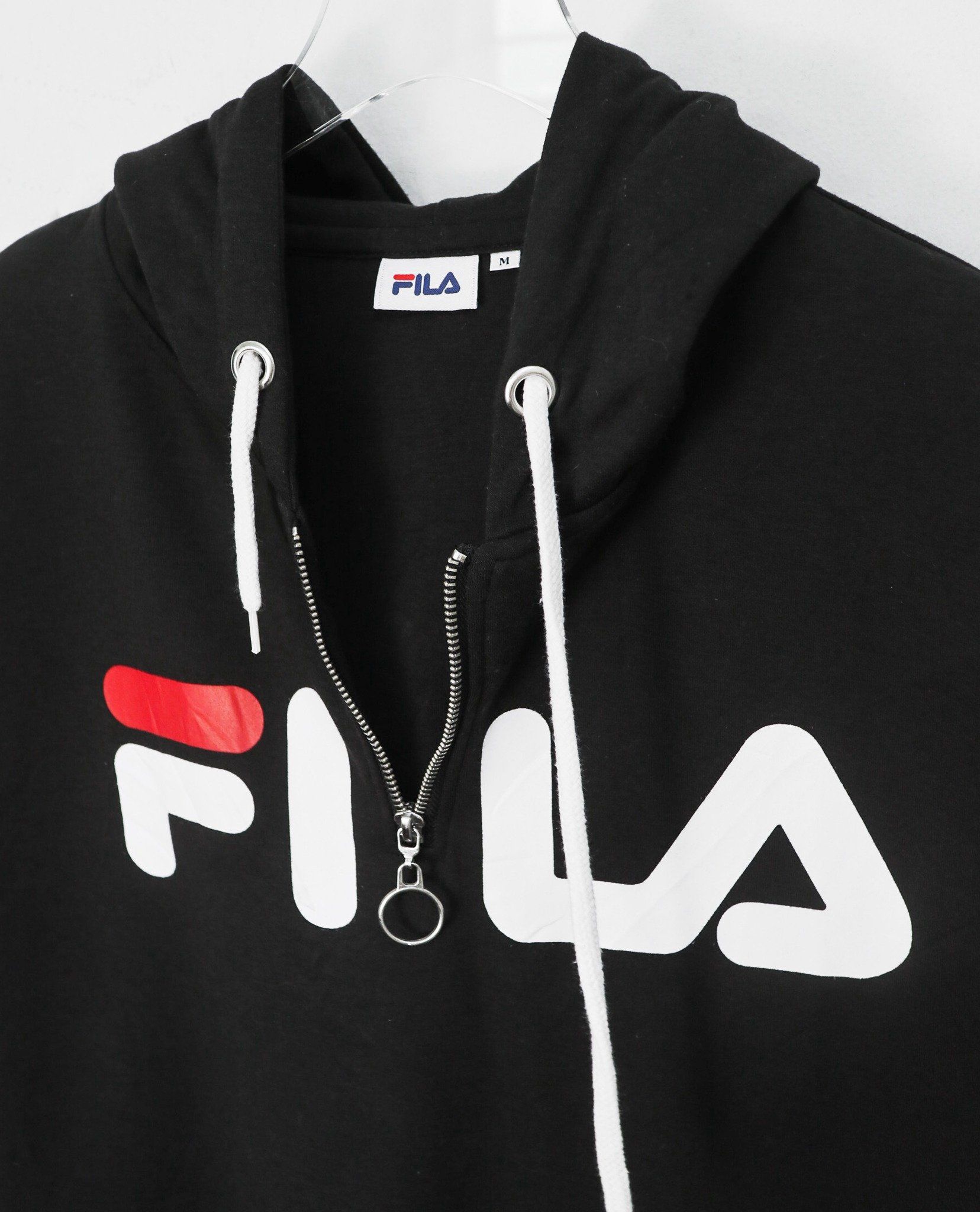 12.01.22 - VTG PULLOVER HOODIE - FILA