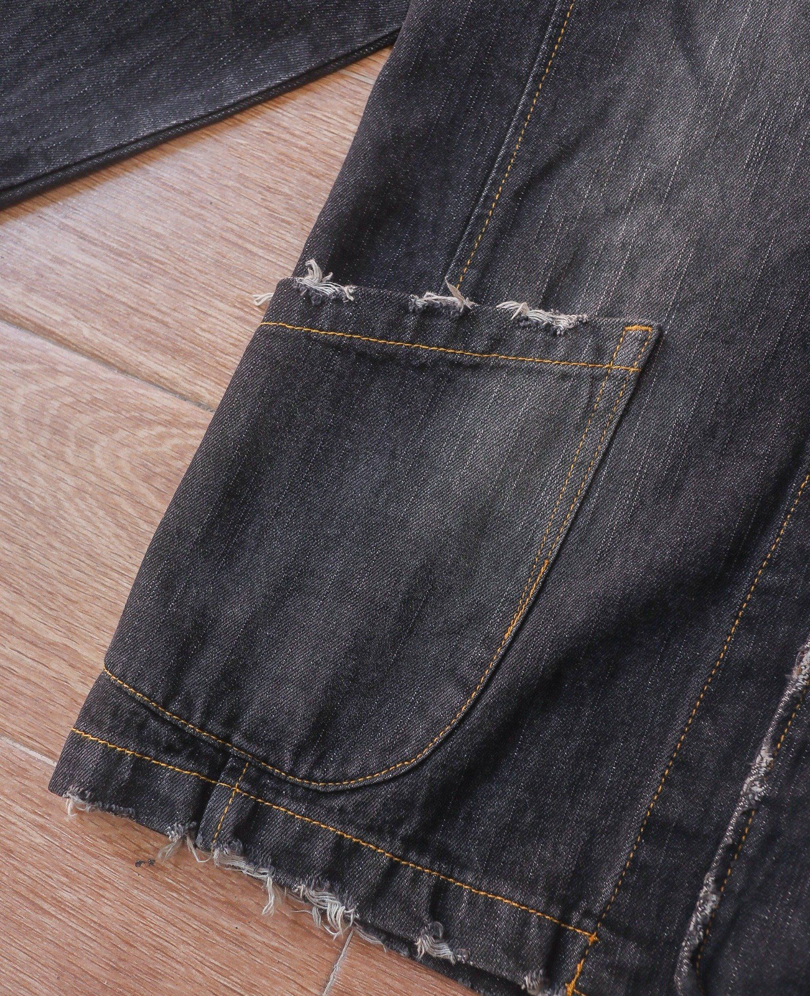 06.16.24 - VTG DENIM BLAZER JACKET - BIG SHARK