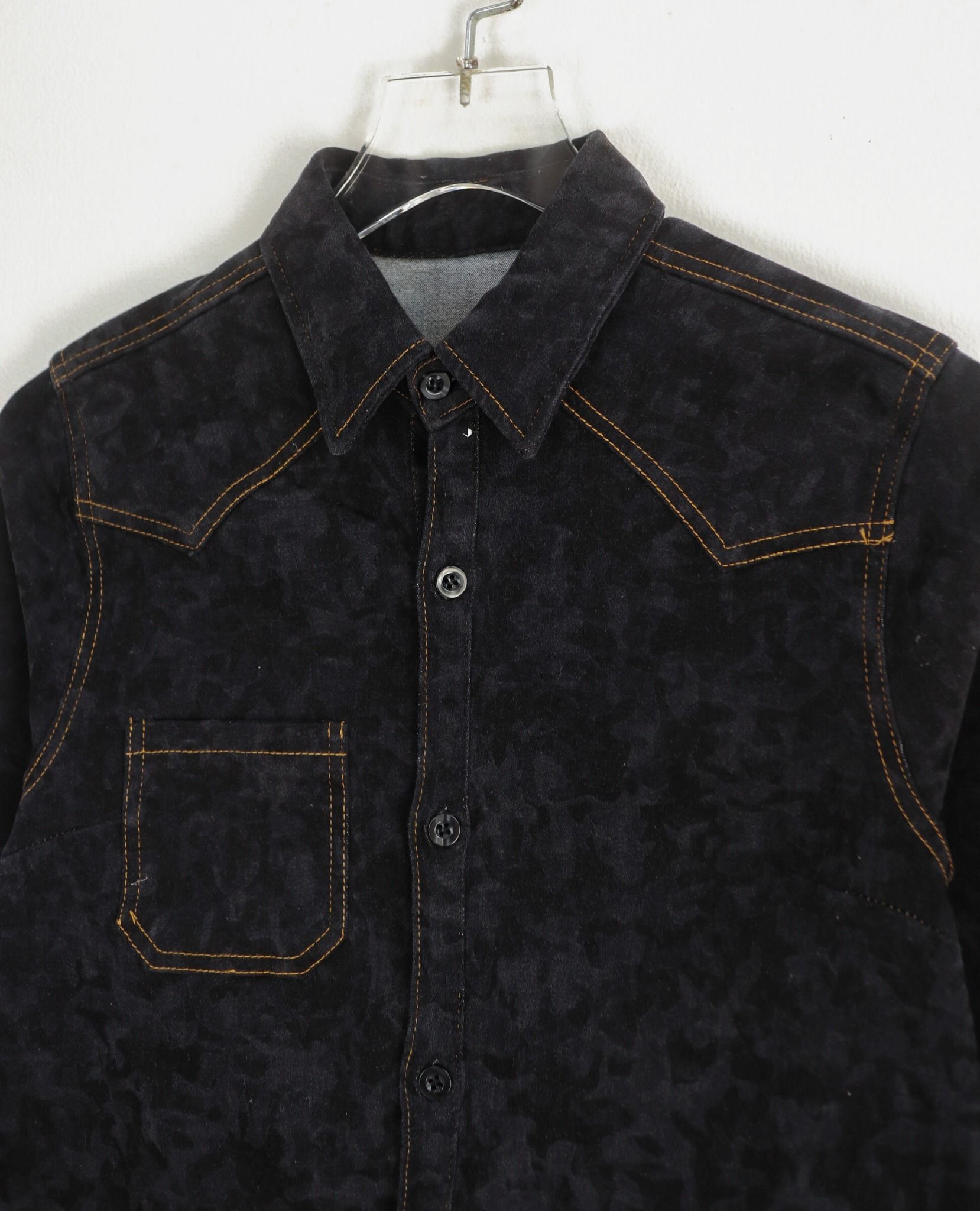 08.20.23 - VTG DENIM BUTTON UP SHIRT - TANTRA