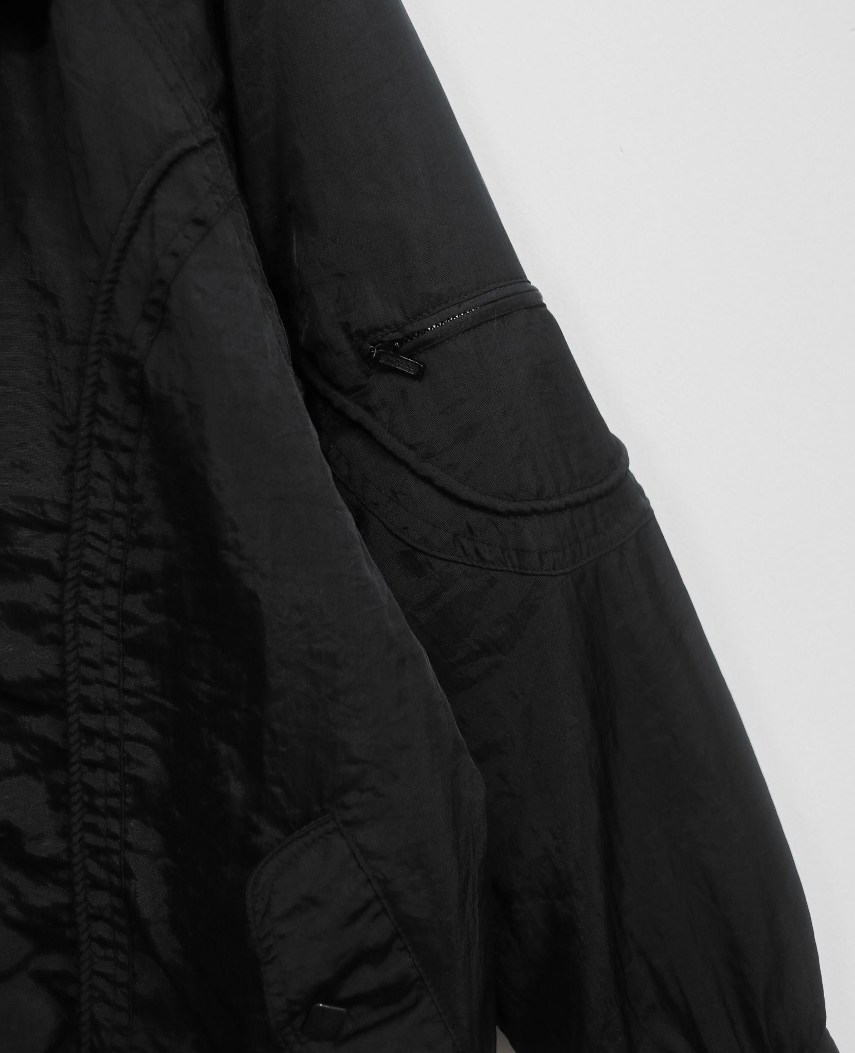 01.07.24 - VTG DOUBLE LAYERED NYLON BOMBER JACKET - WOODWIND