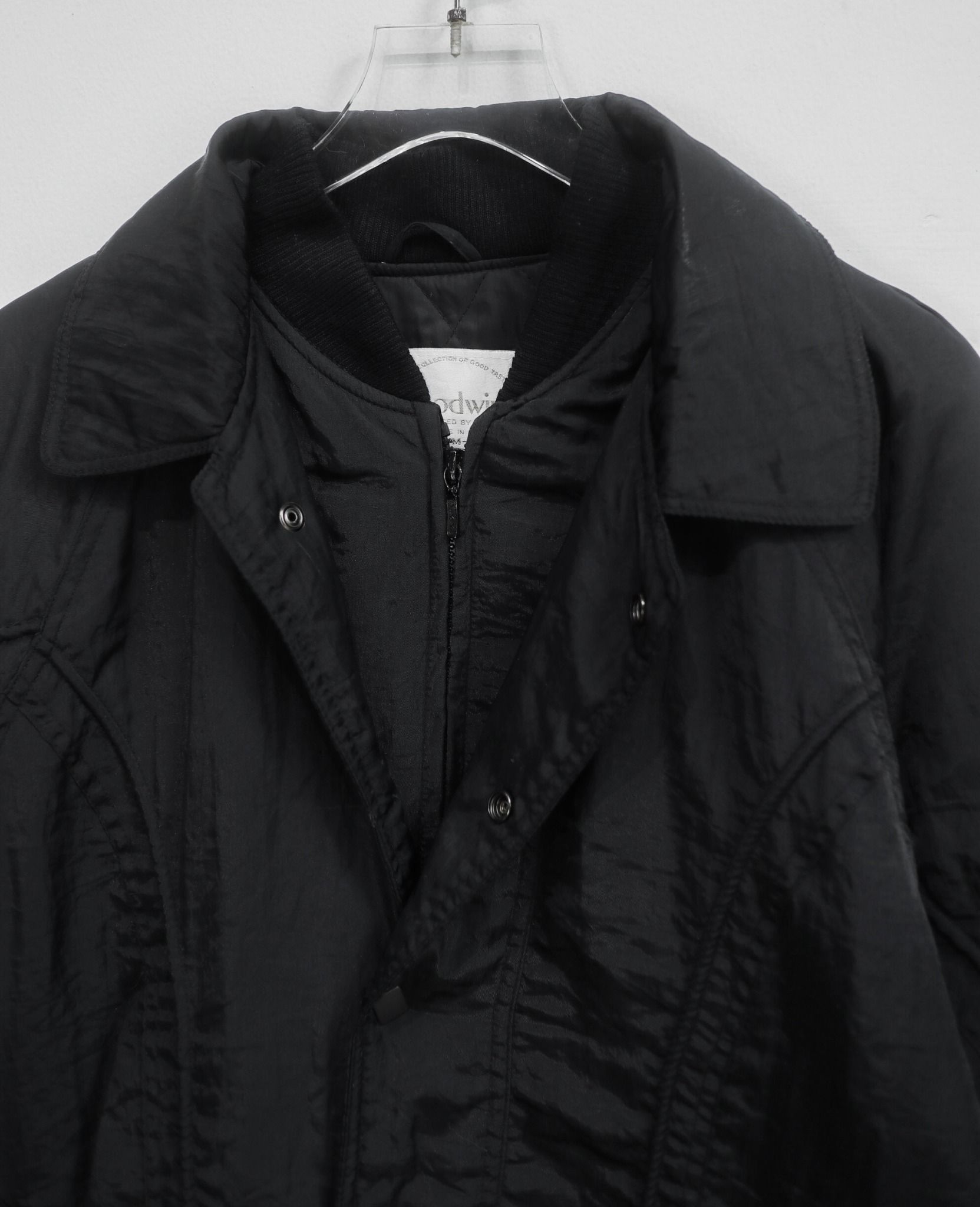 01.07.24 - VTG DOUBLE LAYERED NYLON BOMBER JACKET - WOODWIND