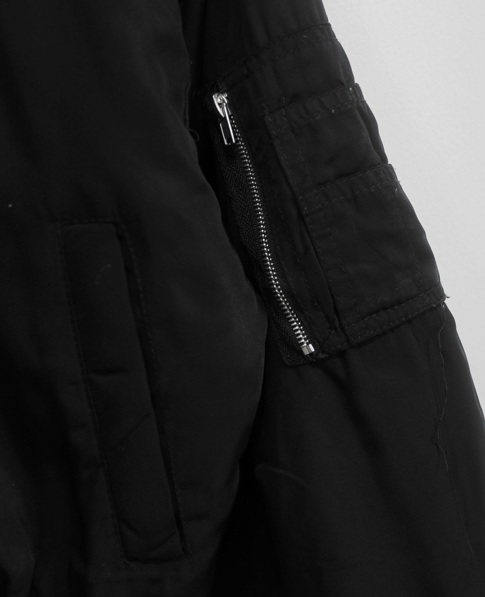 01.07.24 - VTG CROPPED BOMBER JACKET - SPINKLE