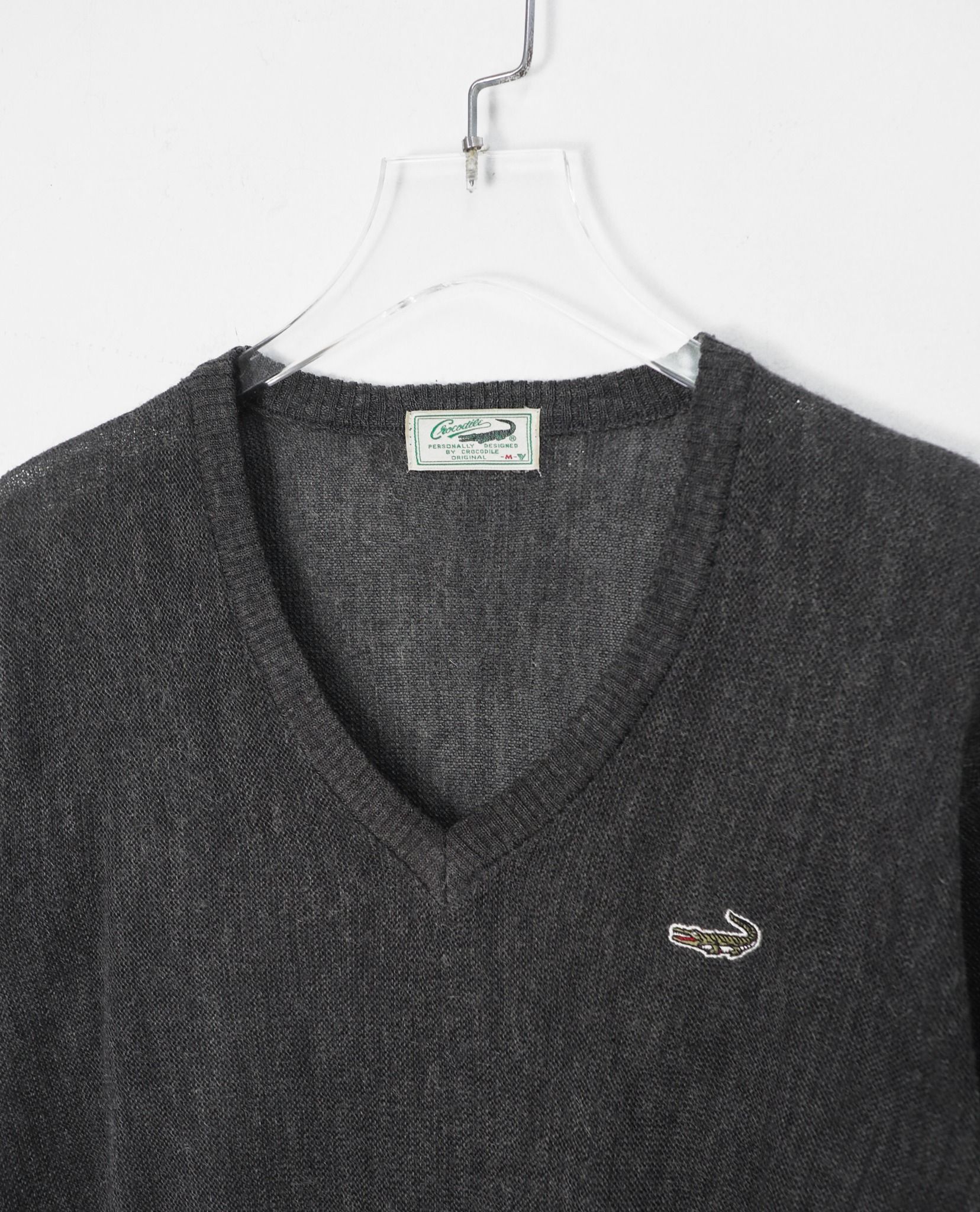 12.06.22 - VTG KNIT SWEATSHIRT - CROCODILE