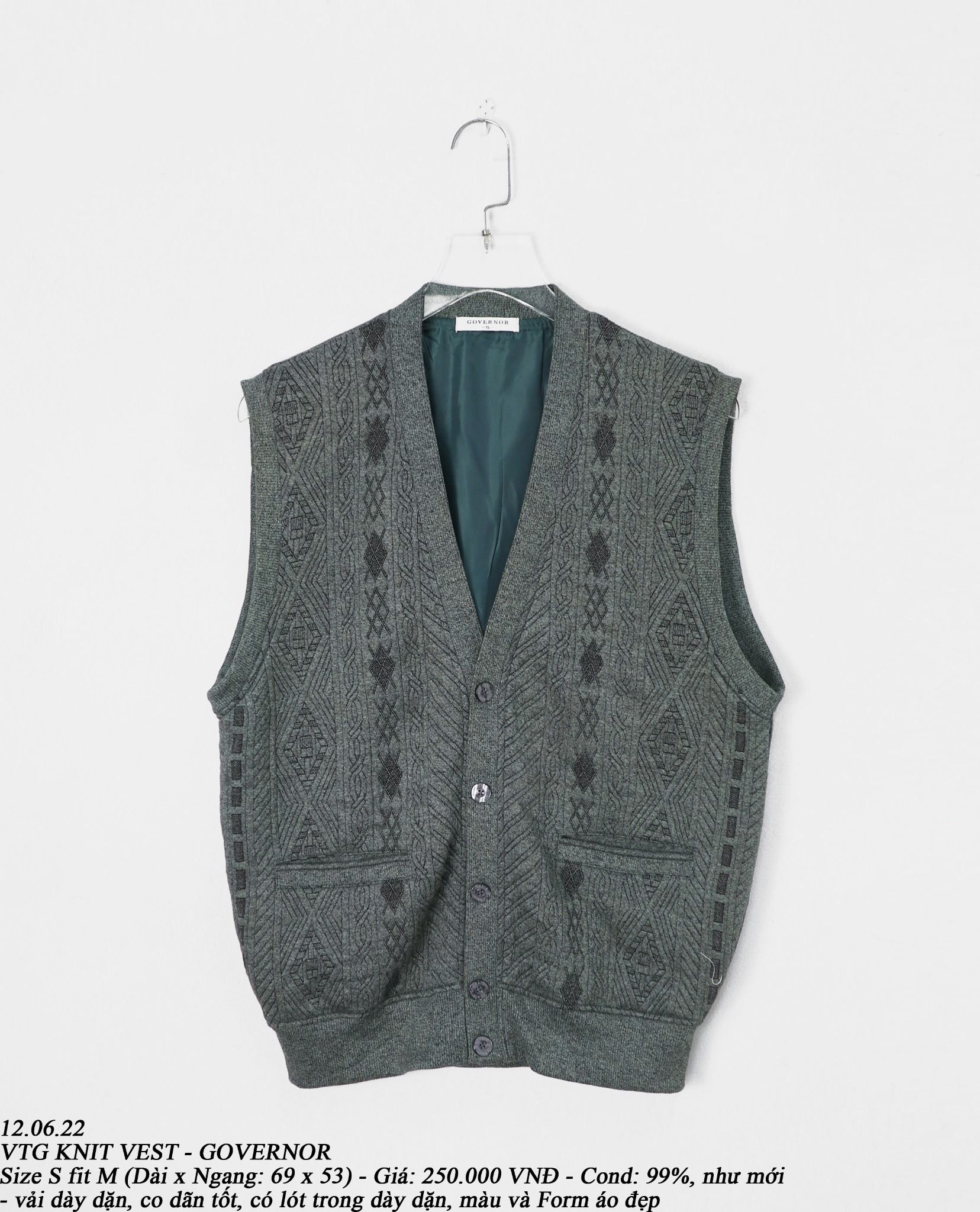 12.06.22 - VTG KNIT VEST - GOVERNOR
