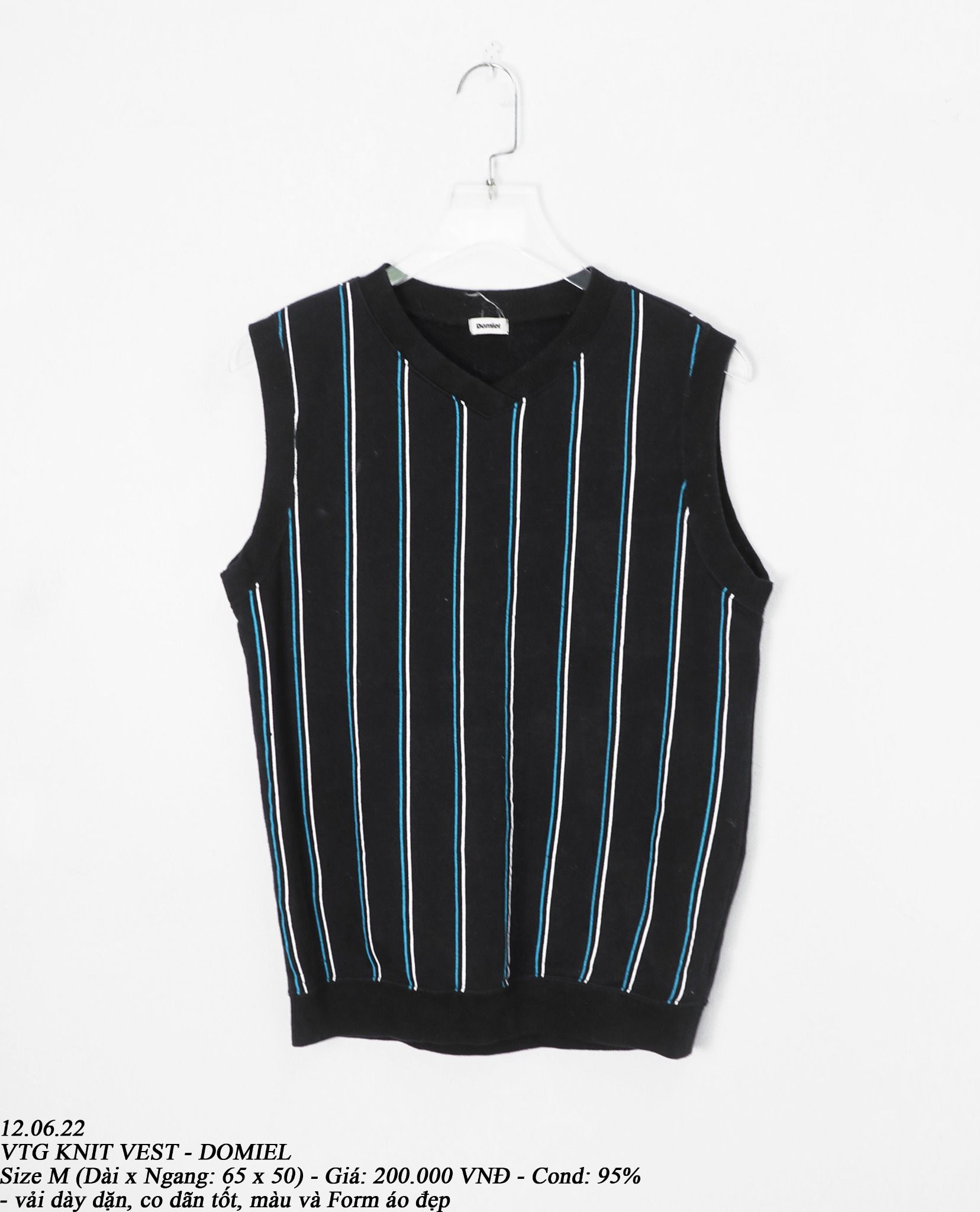 12.06.22 - VTG KNIT VEST - DOMIEL