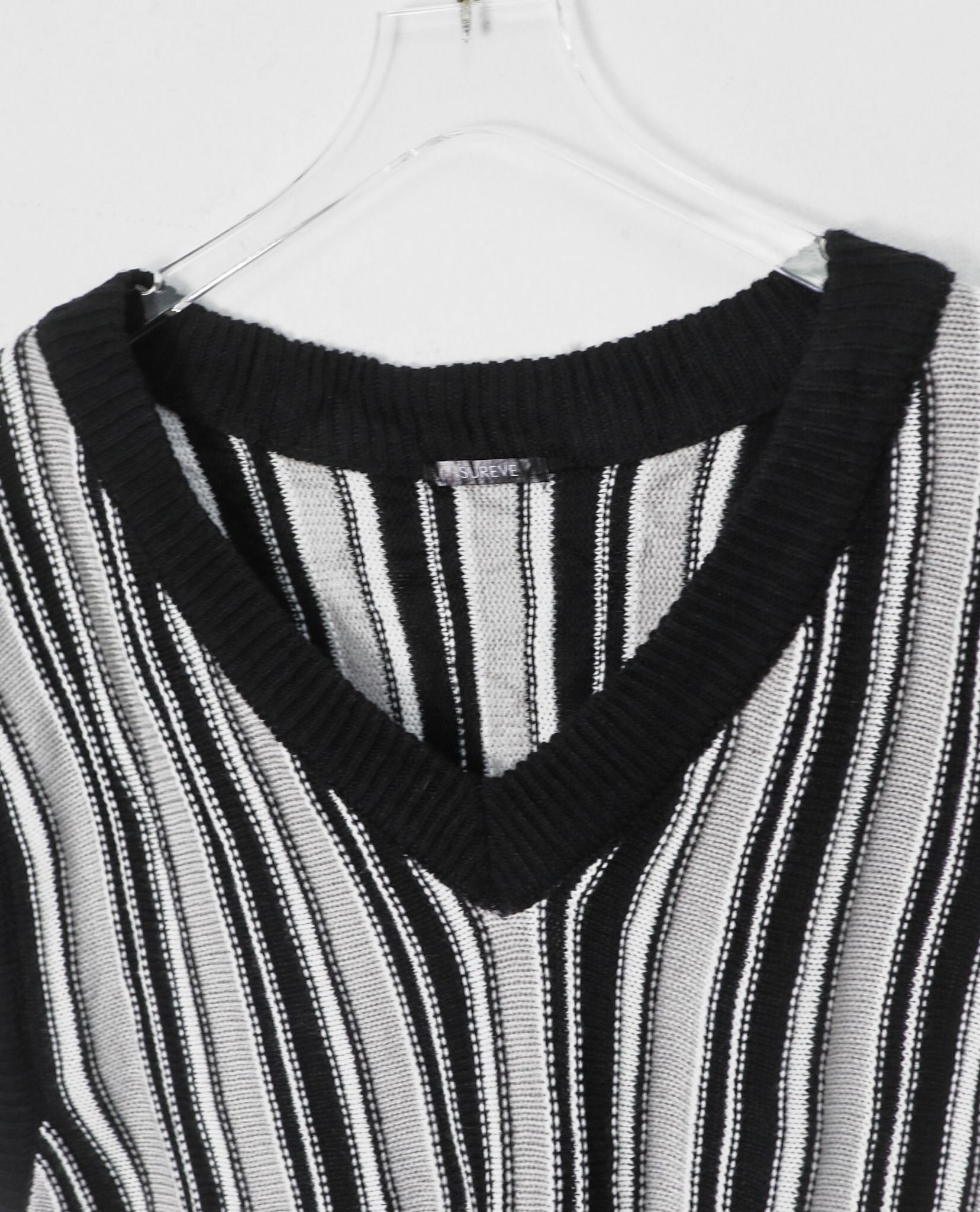 12.06.22 - VTG KNIT VEST - SUREVE