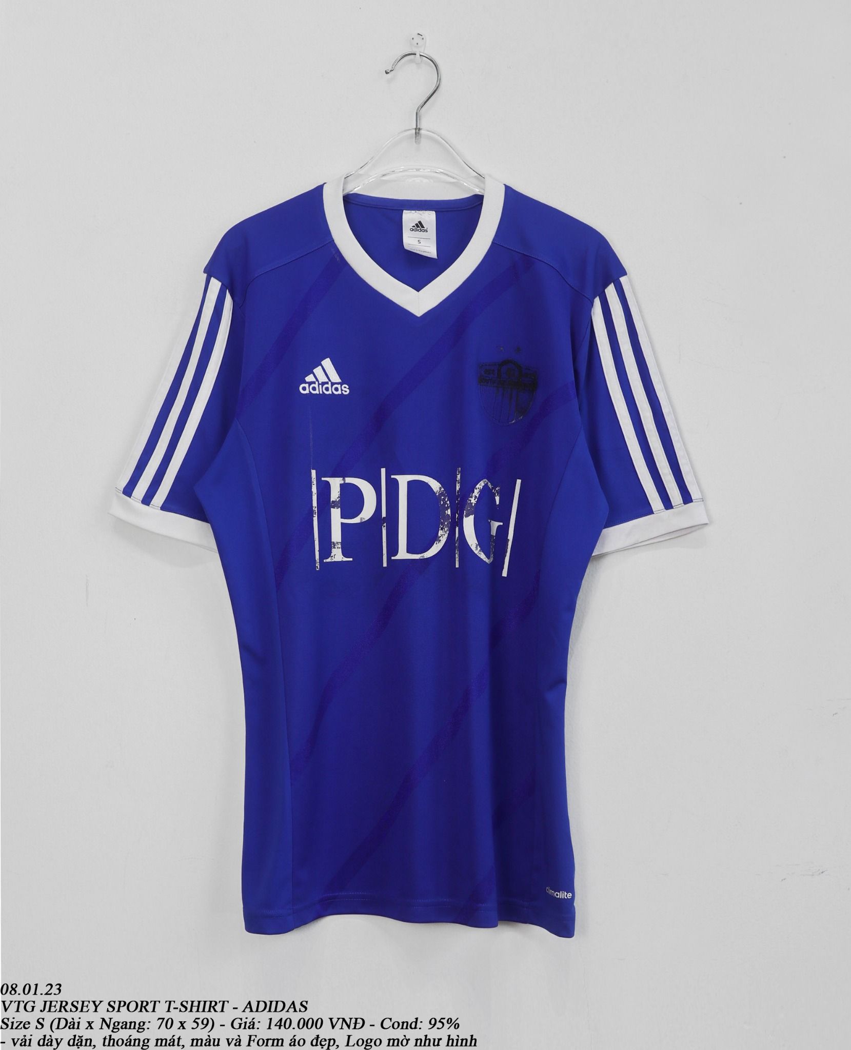 08.01.23 - VTG JERSEY SPORT T-SHIRT - ADIDAS