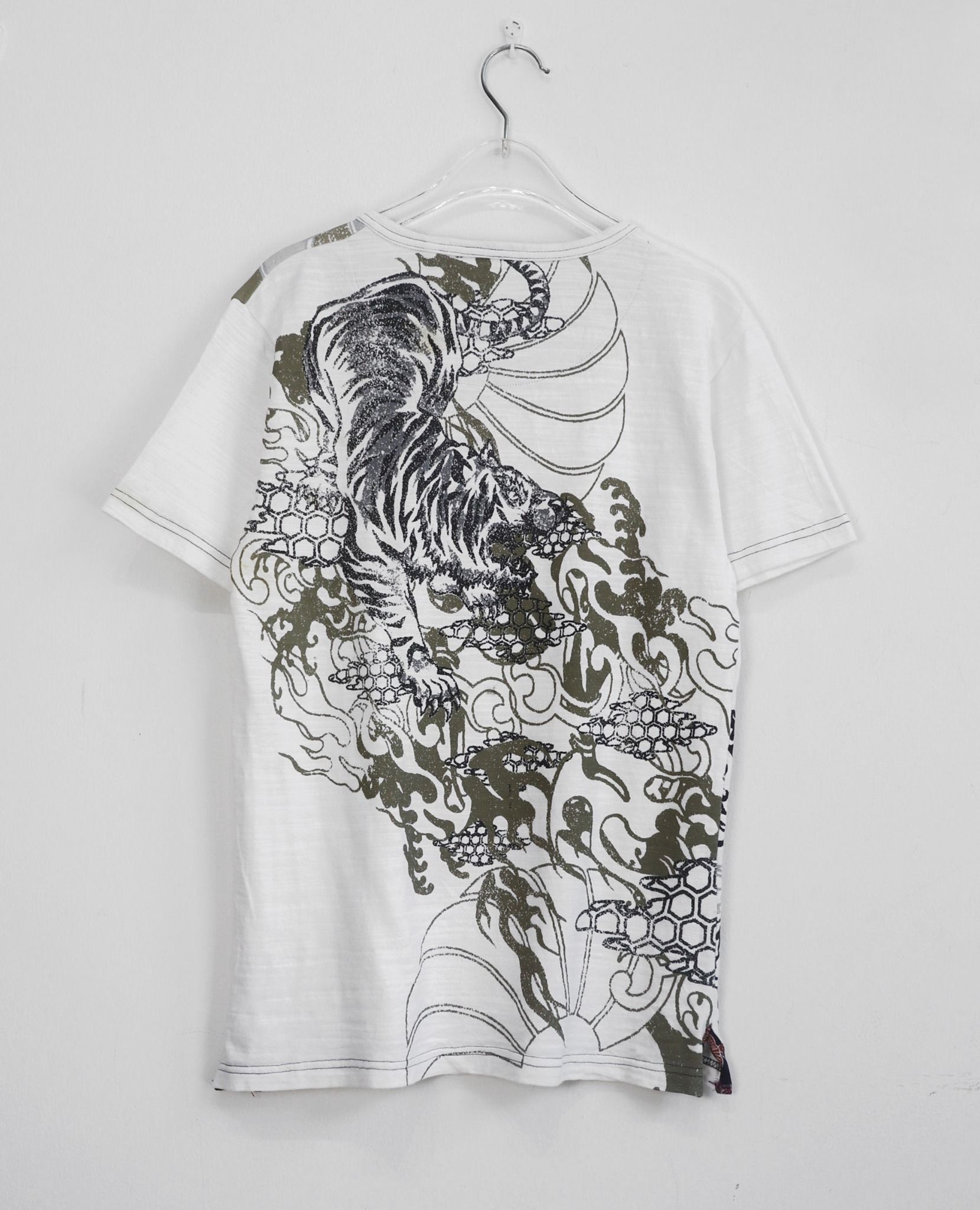 07.28.23 - VTG T-SHIRT - FIRST PARKING