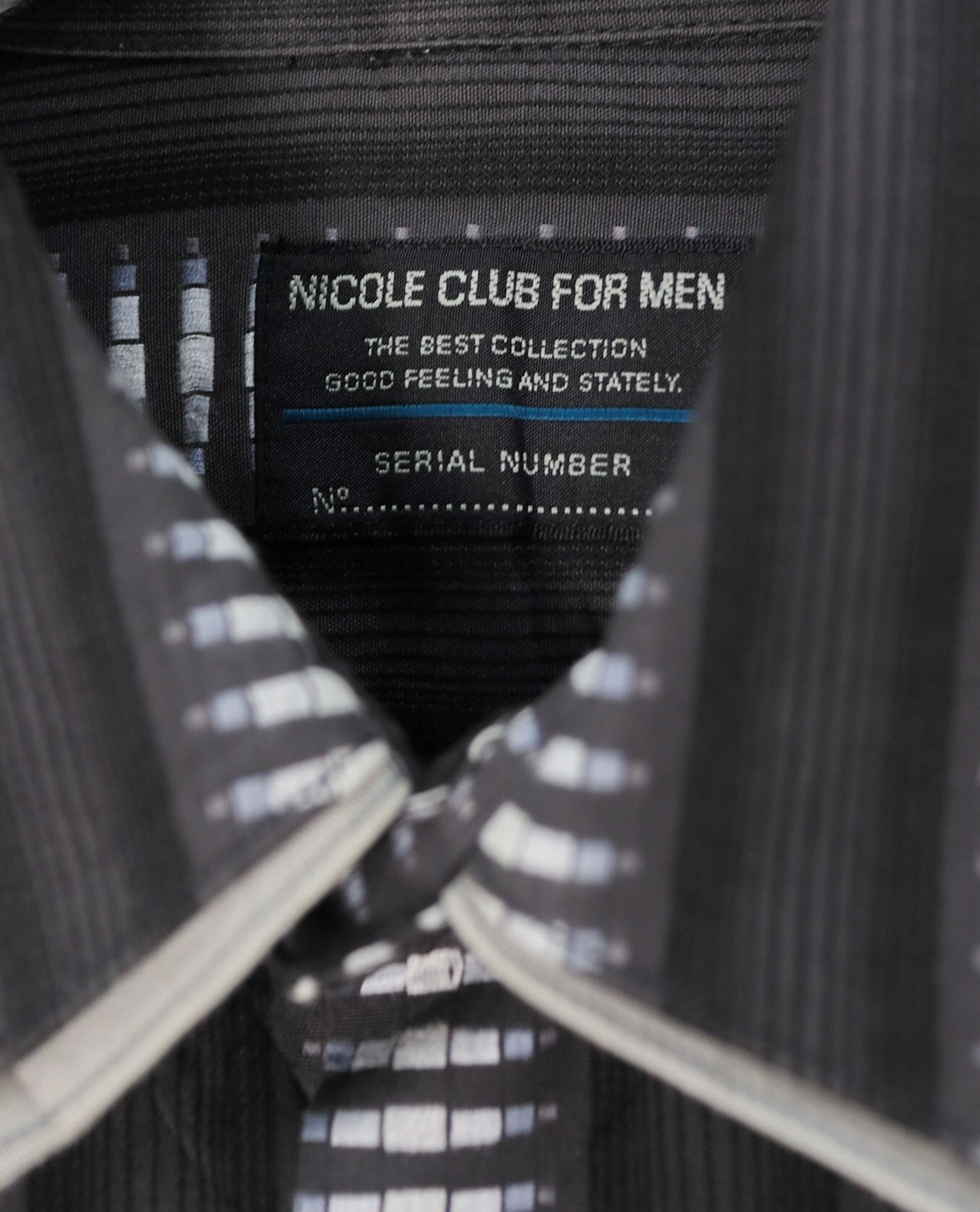 12.22.22 - VTG DOUBLE COLLAR BUTTON UP SHIRT - NICOLE CLUB