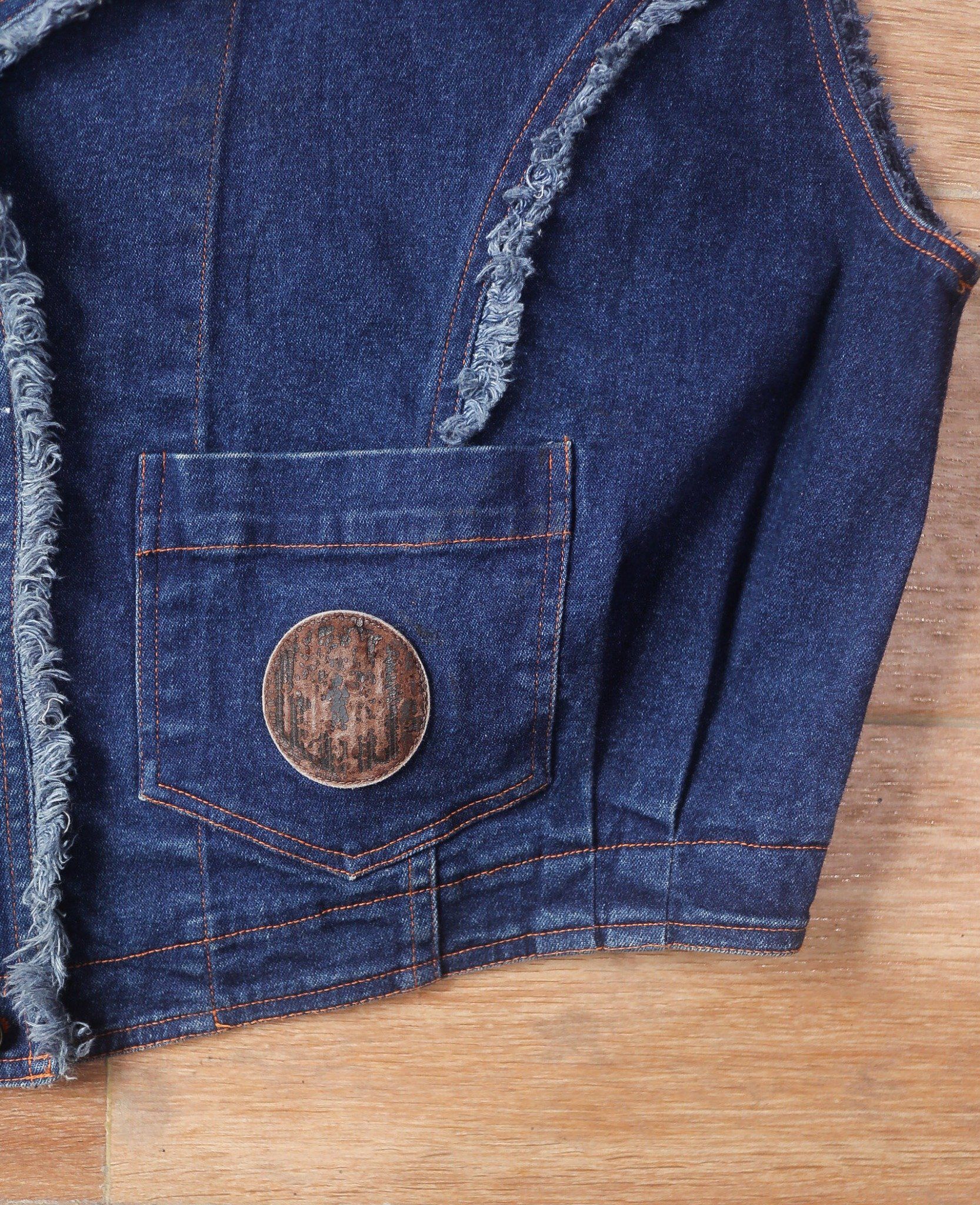 06.29.24 - VTG CROPPED DENIM VEST JACKET - ILYa LONG TEMPS