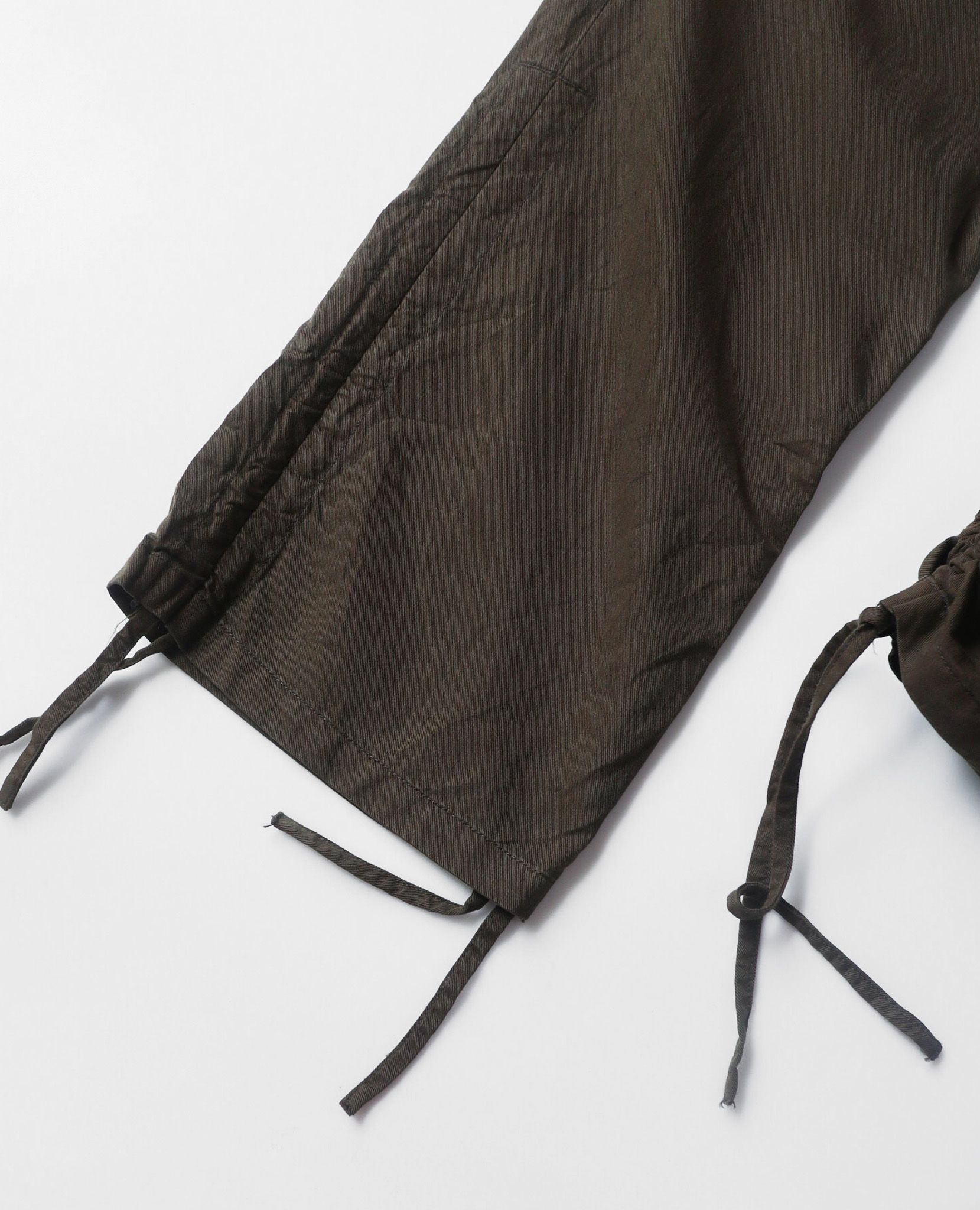 07.31.23 - VTG RUCHED CARGO PANTS