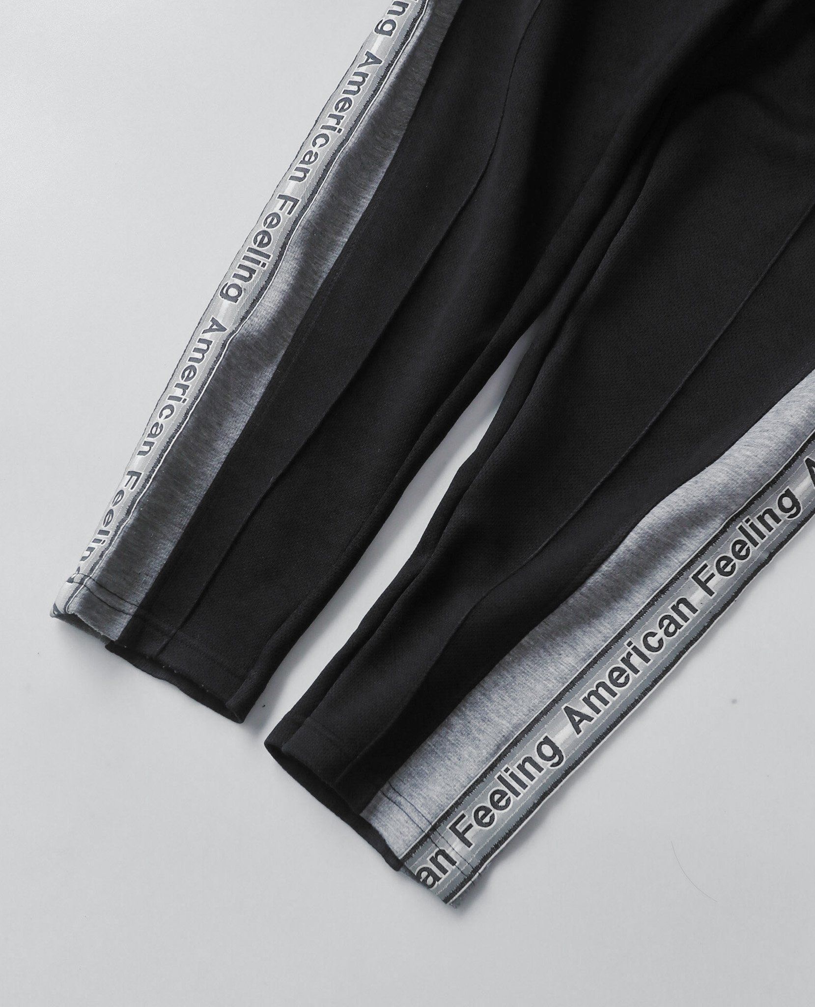 05.28.23 - VTG TRACK PANTS - AMERICAN FEELING