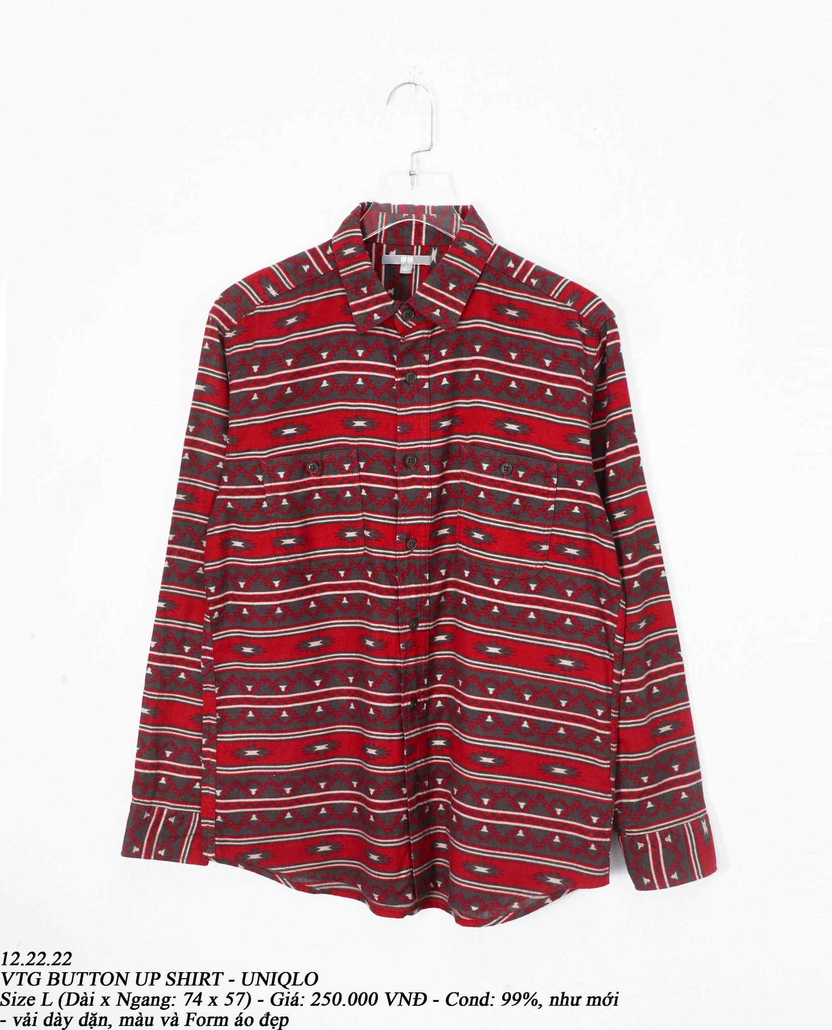 12.22.22 - VTG BUTTON UP SHIRT - UNIQLO
