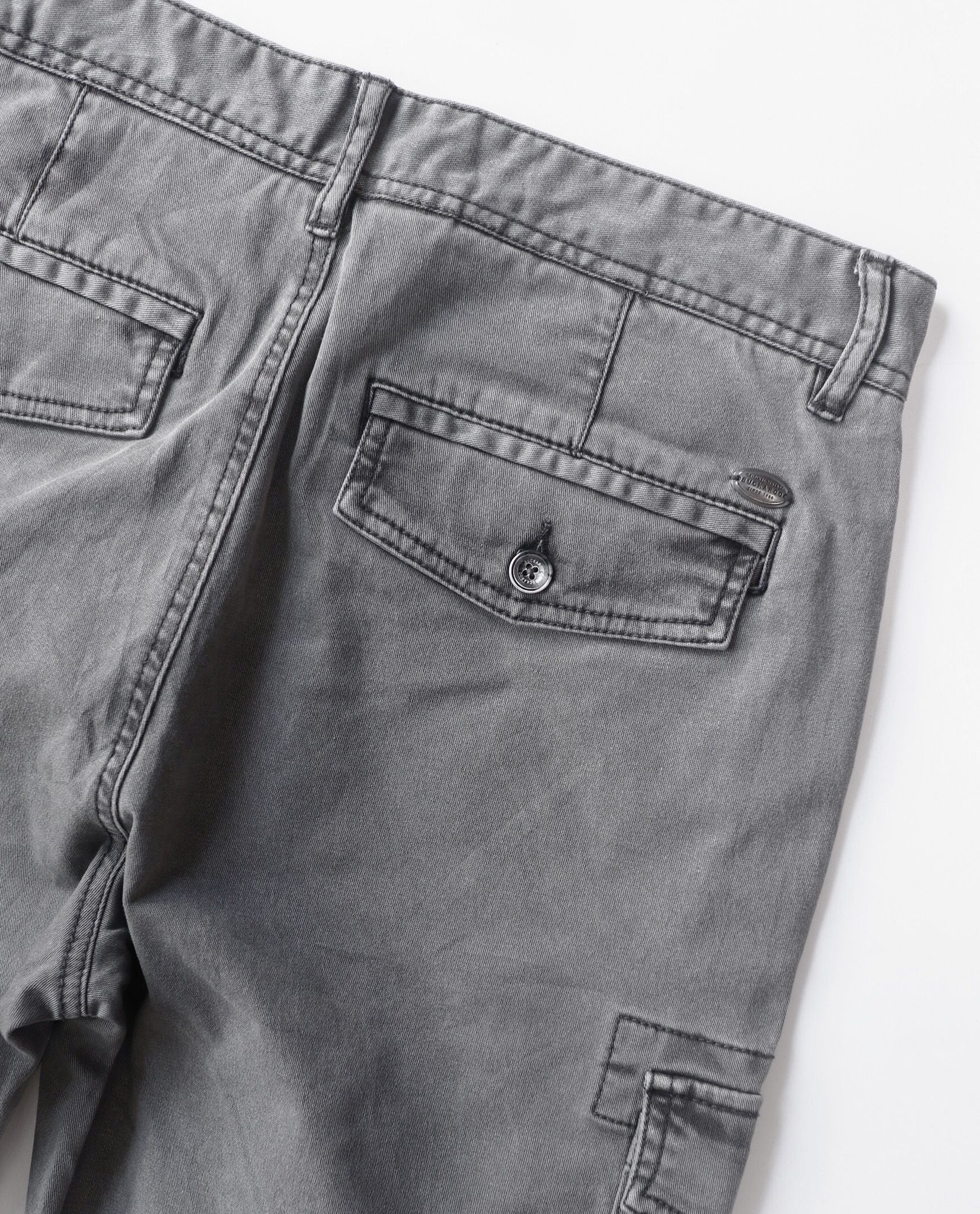 05.10.23 - VTG CARGO PANTS - BUCKAROO