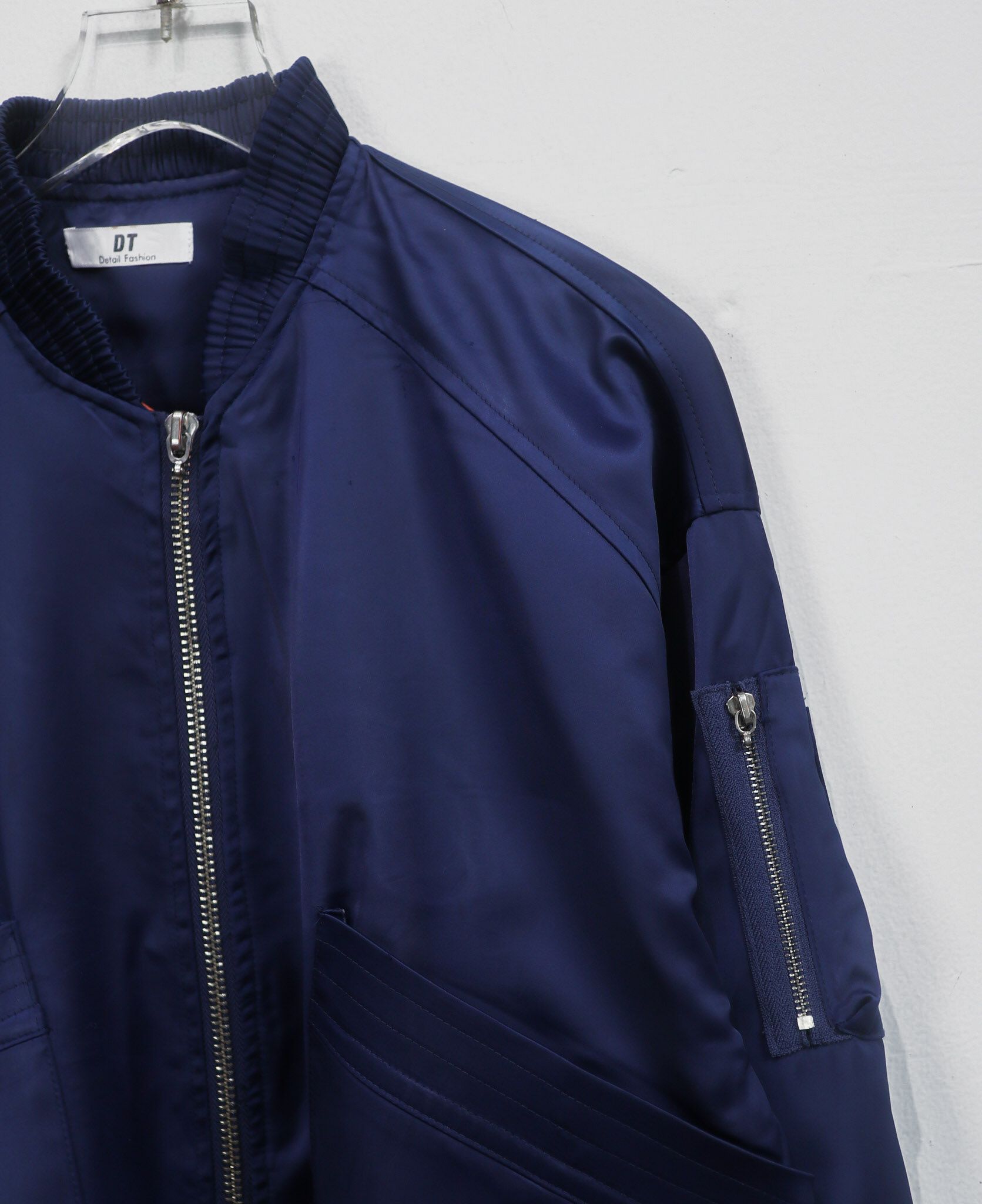 12.14.23 - VTG CROPPED SATIN BOMBER JACKET - DT