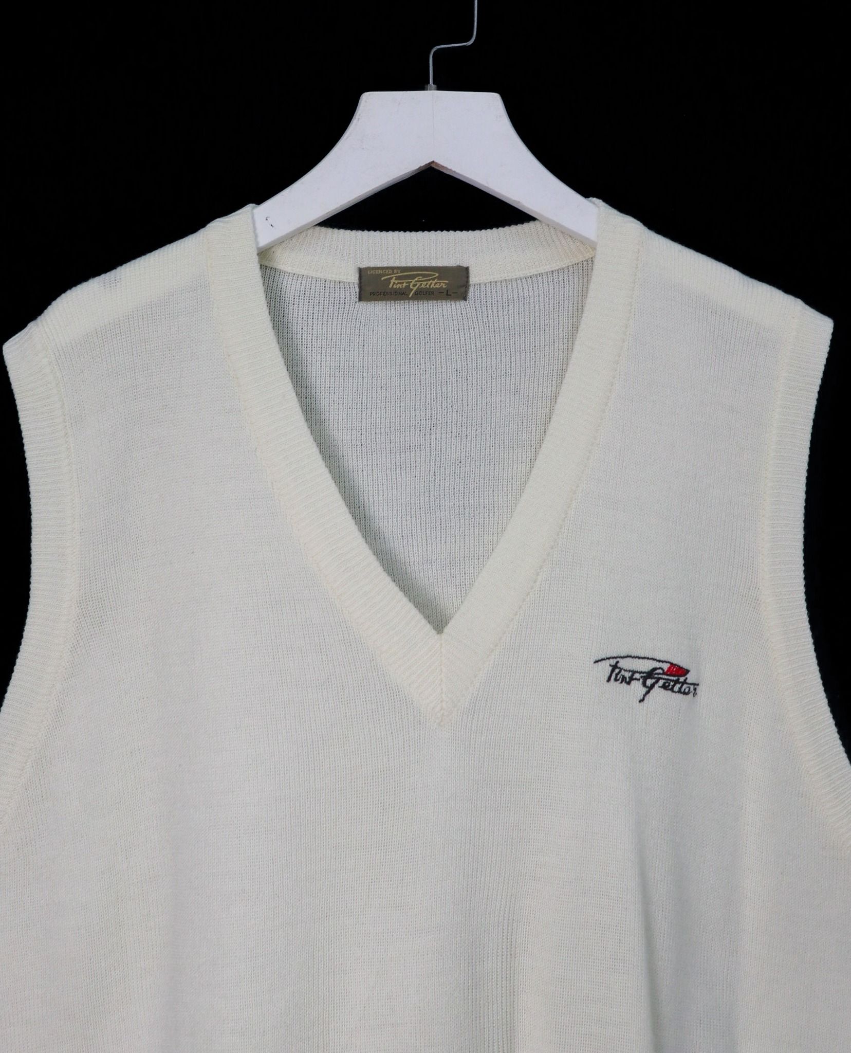 12.08.22 - VTG KNIT VEST - VARSITYMATE