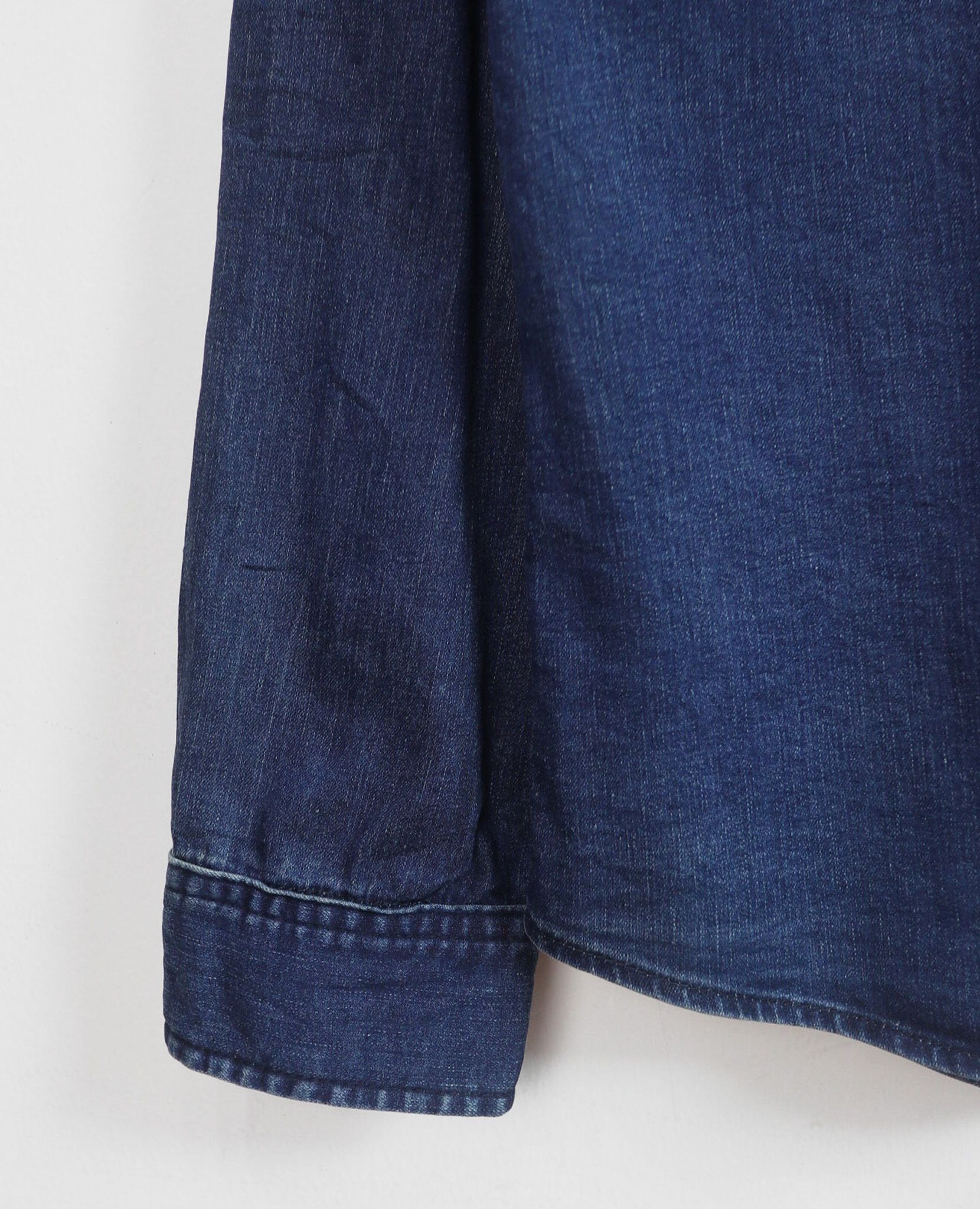 10.10.23 - VTG DENIM BUTTON UP SHIRT - JACK & JILL