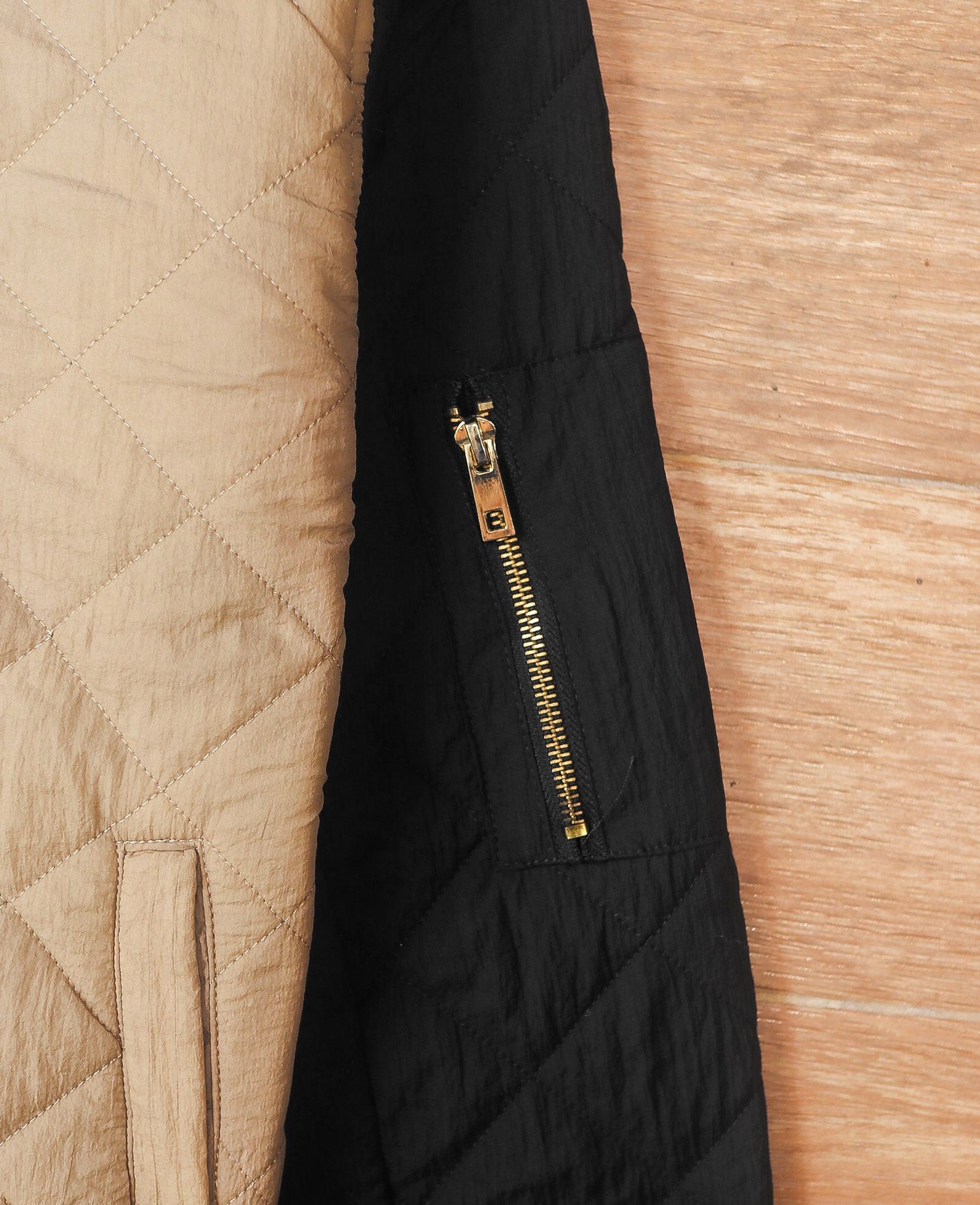 06.30.24 - VTG CROPPED QUILTED BOMBER JACKET - ACTIVE USA