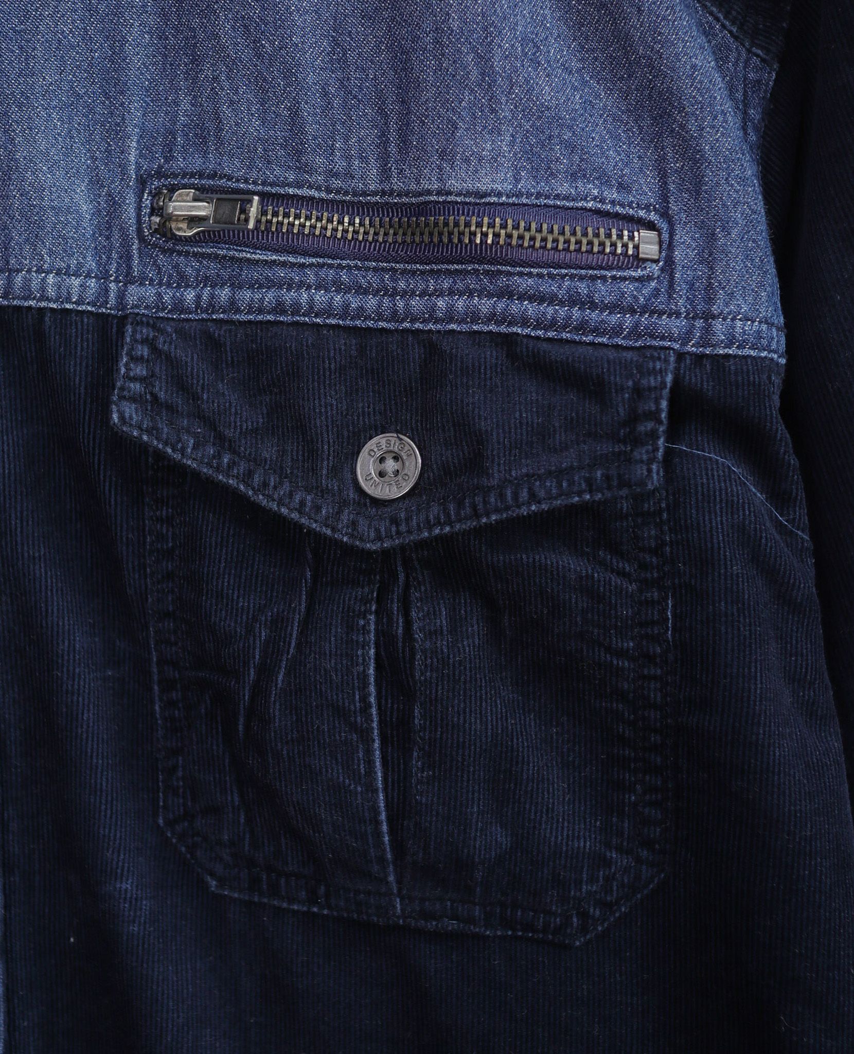 10.10.23 - VTG CORDUROY BUTTON UP SHIRT - DESIGN UNITED