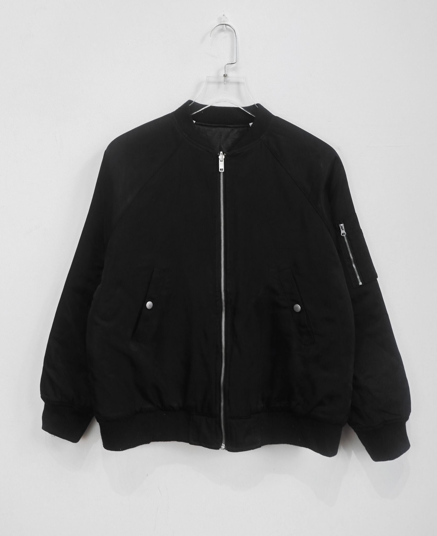 12.14.23 - VTG REVERSIBLE BOMBER JACKET