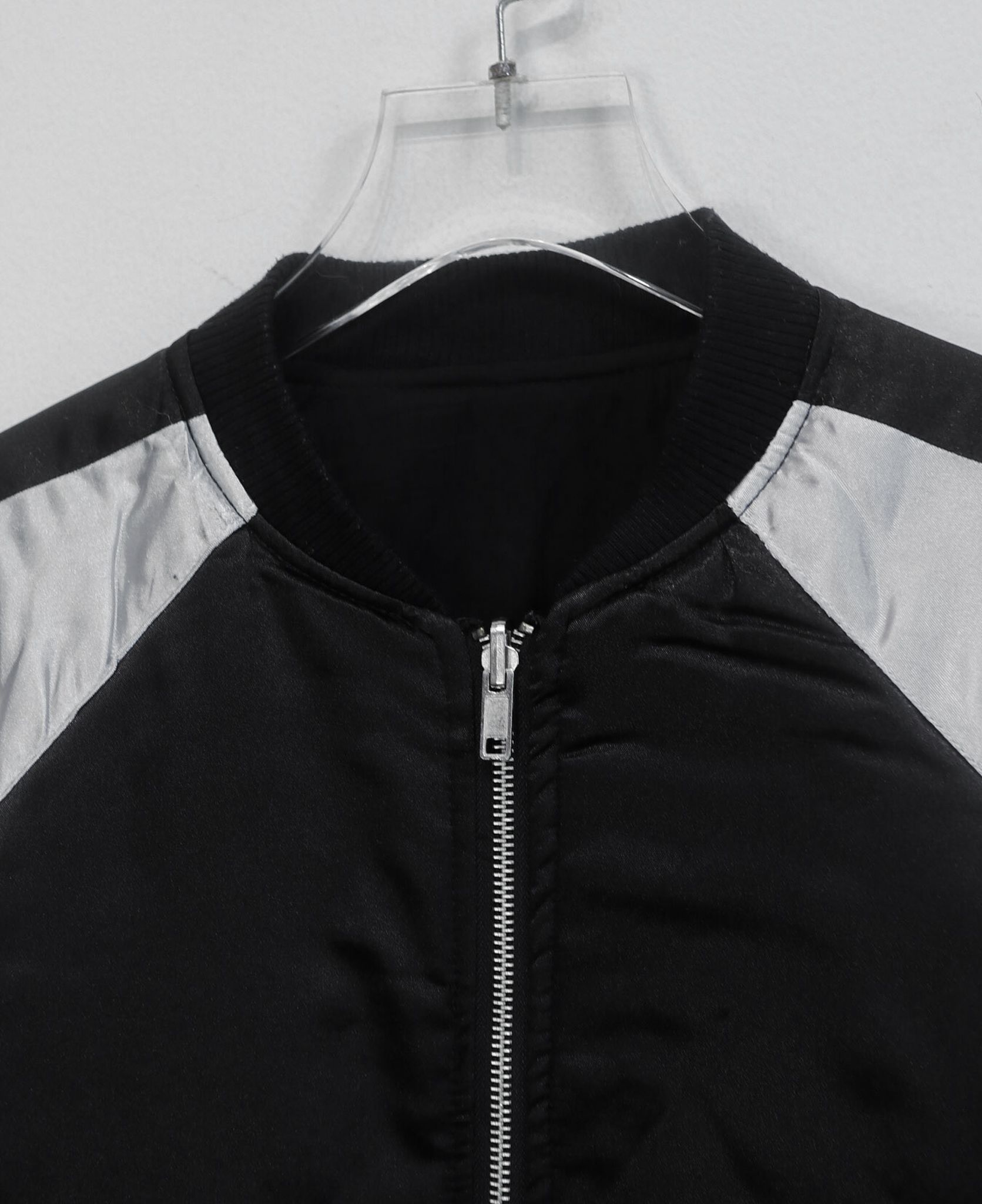 12.14.23 - VTG REVERSIBLE BOMBER JACKET